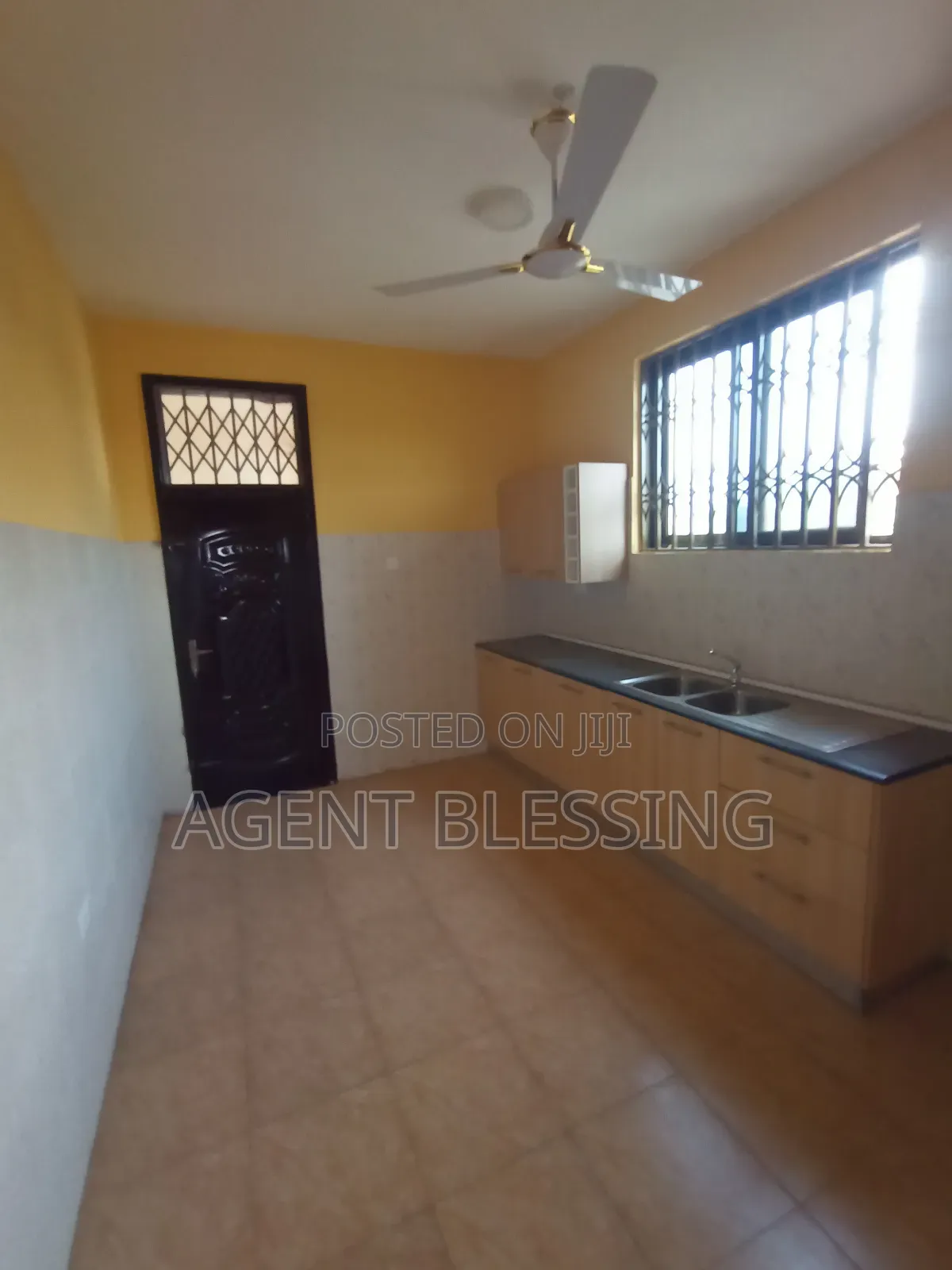 2bdrm Apartment in Afienya-Mataheko, Tema Metropolitan for rent in Tema Metropolitan