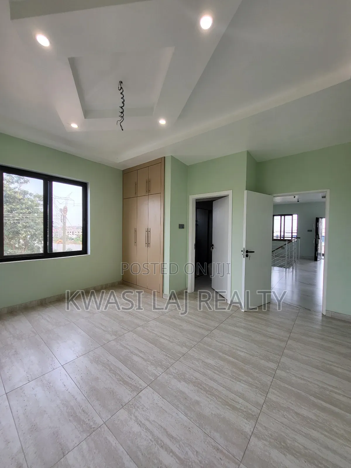 5bdrm House in Oyarifa for sale in Oyarifa
