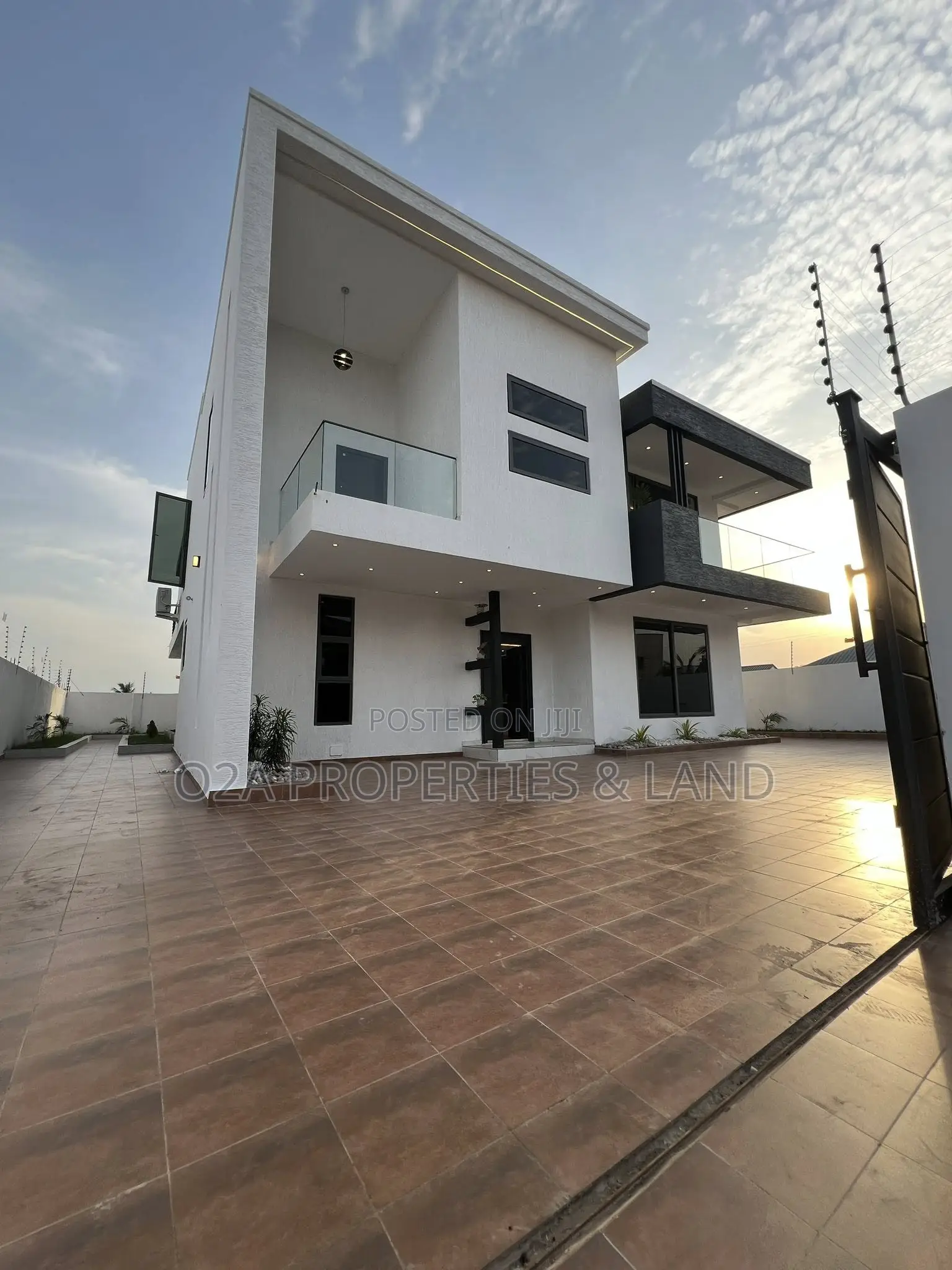 4bdrm House in Lakeside Estate for sale in Lake Side Estate
