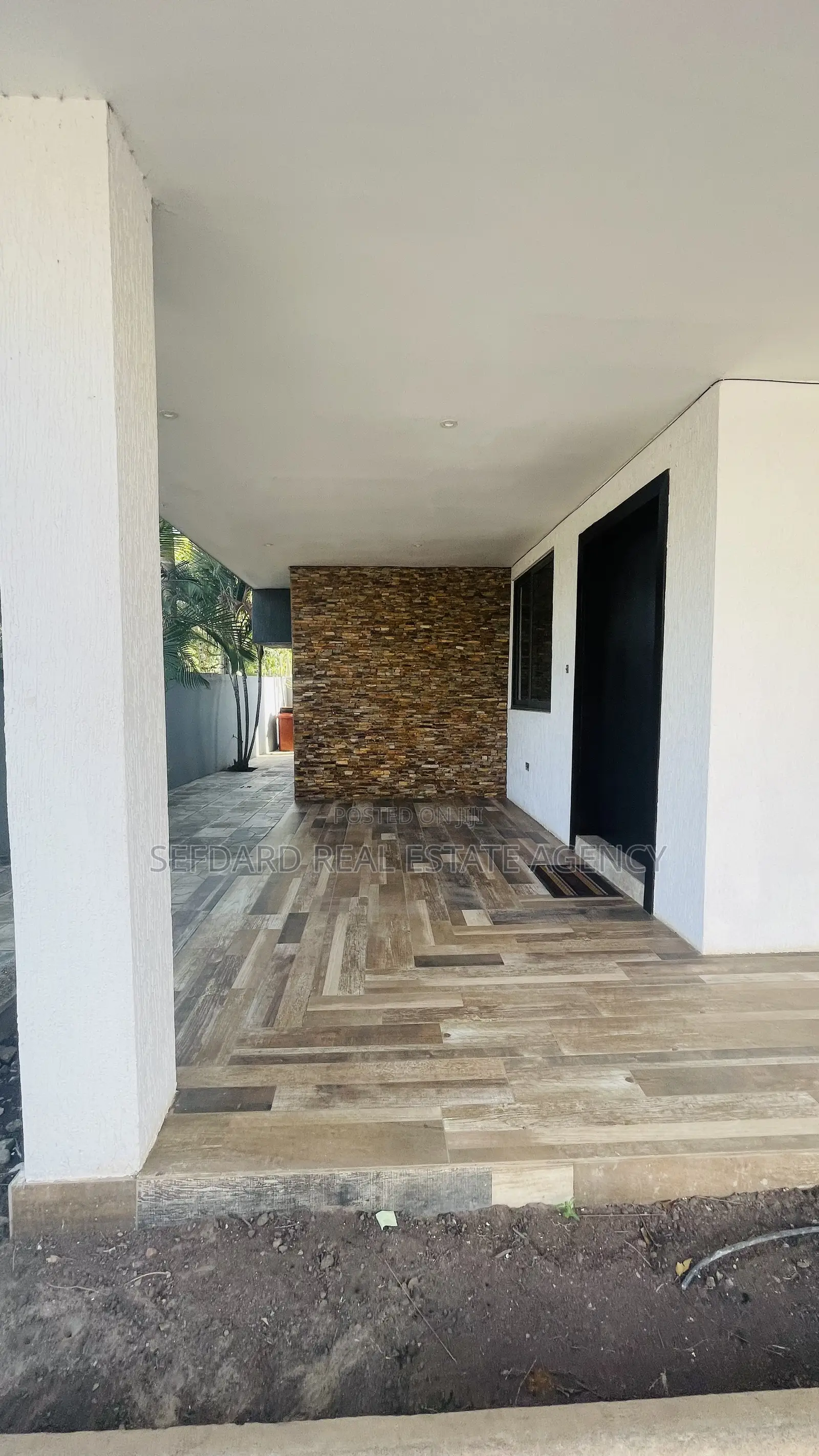 4bdrm Duplex in Parakuo Estate for rent in Parakuo Estate
