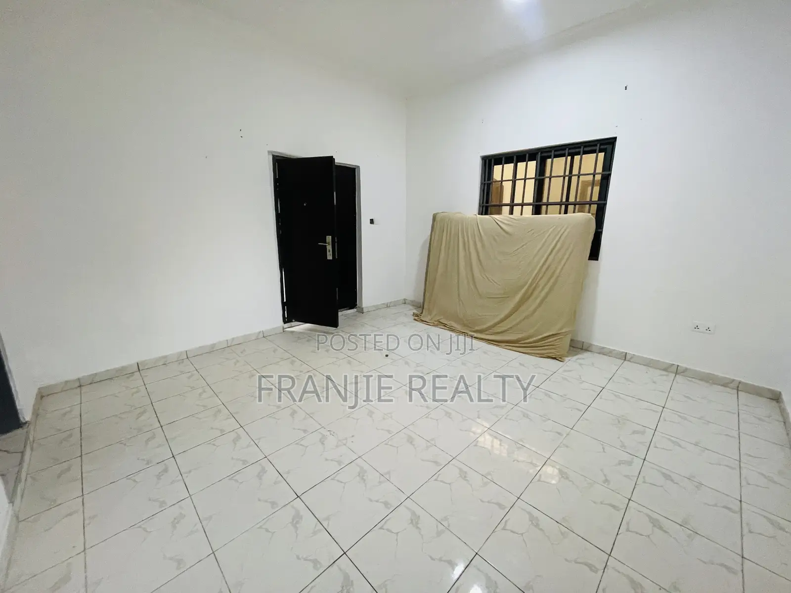 2bdrm Apartment in Franjie Realty, Weija for rent in Weija