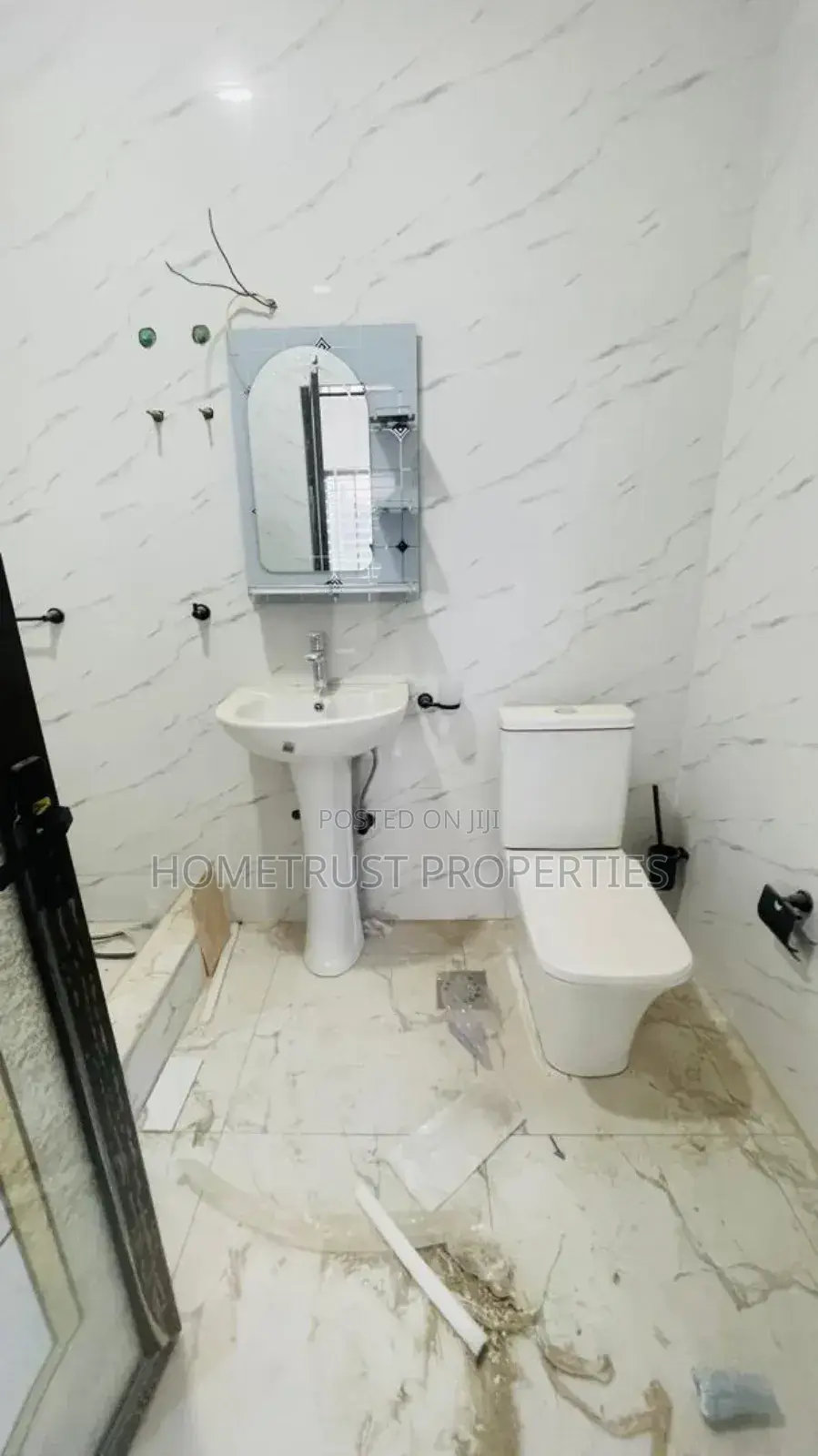 3bdrm Duplex in Ablekuma Amomorle, Pentecost for sale in Pentecost