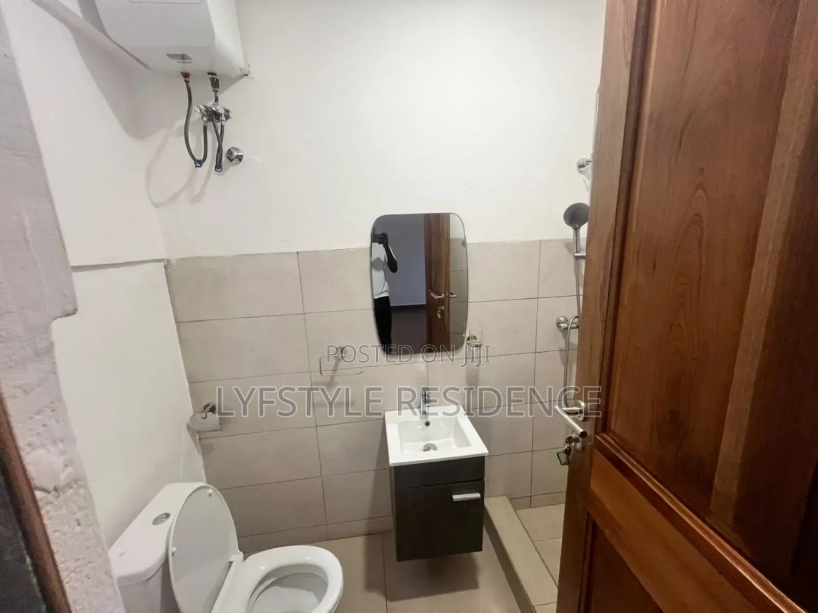 2bdrm Apartment in Oyarifa Tipper, Ghana Flag for rent in Ghana Flag
