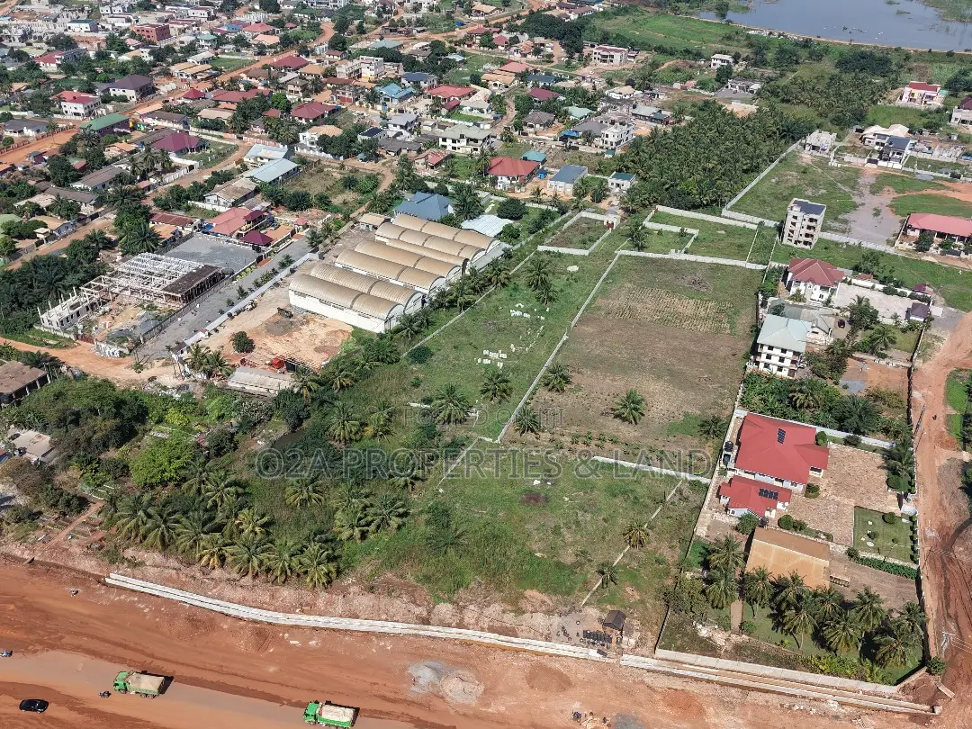 Executive Roadside Lands for Sale at Amrahia in Sakora