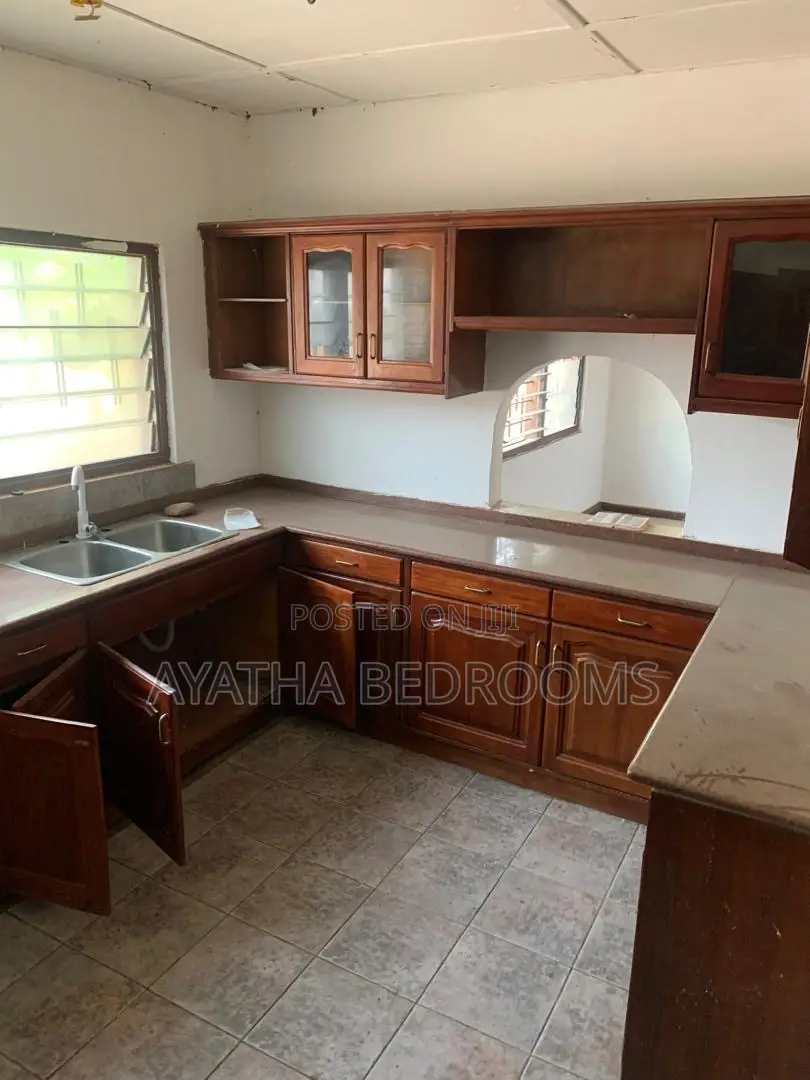 4bdrm House in Camp 2, New Town for rent in New Town