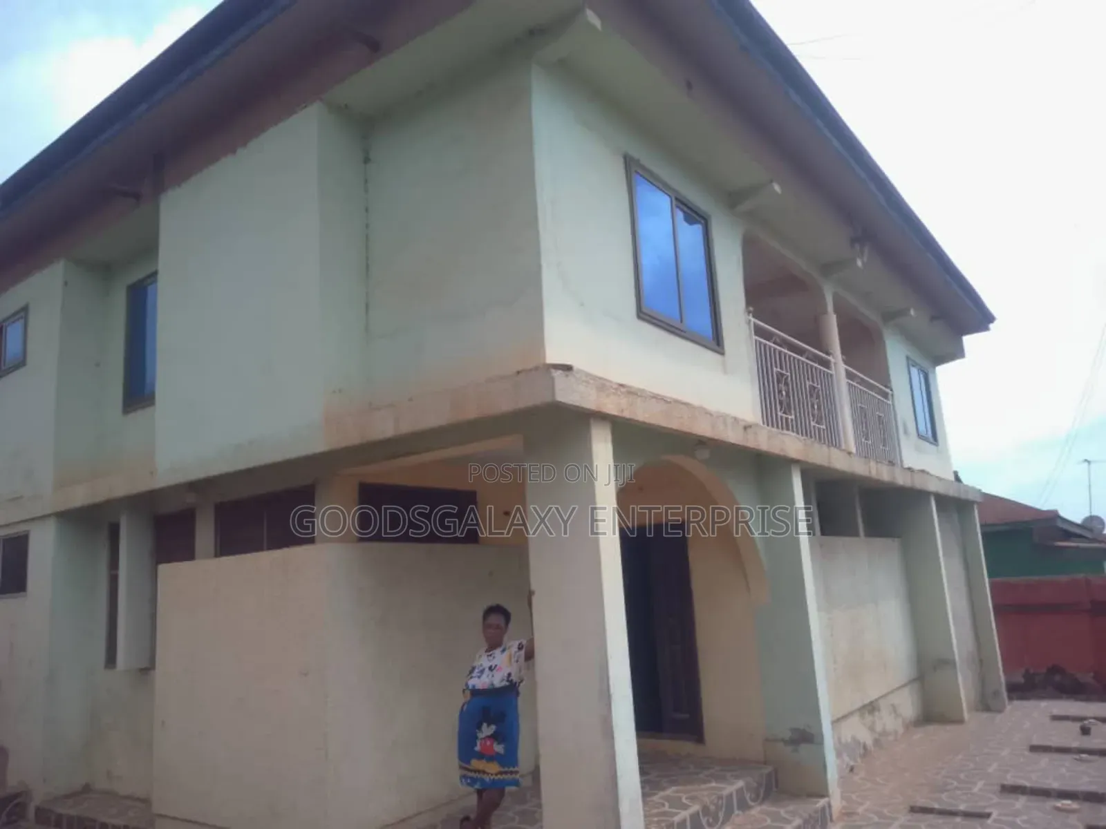 8bdrm House in Kumasi Metropolitan for sale in Kumasi Metropolitan