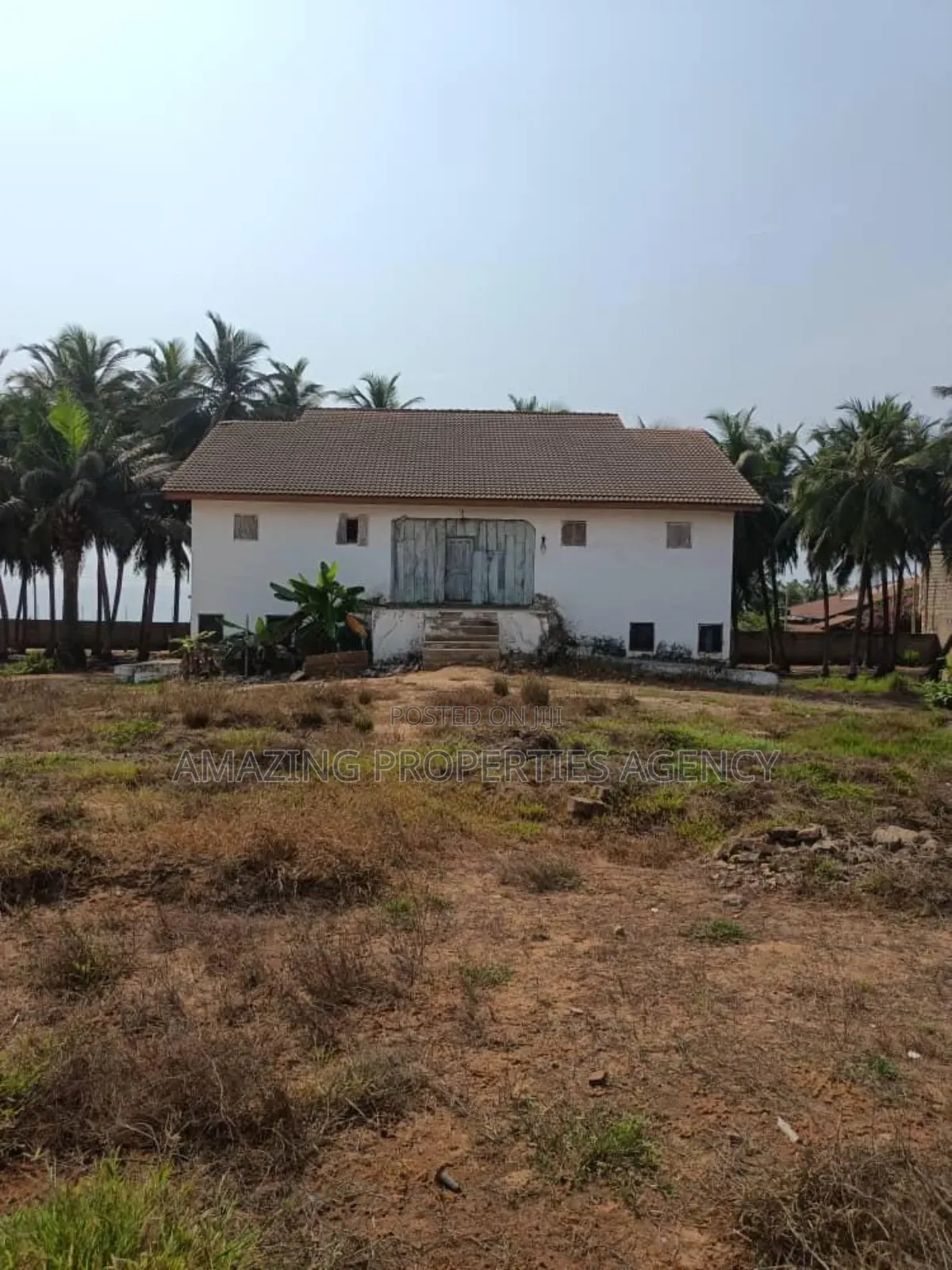 Nungua (Accra)Titled Land For Sale. Suitable For Commercial in Brigade