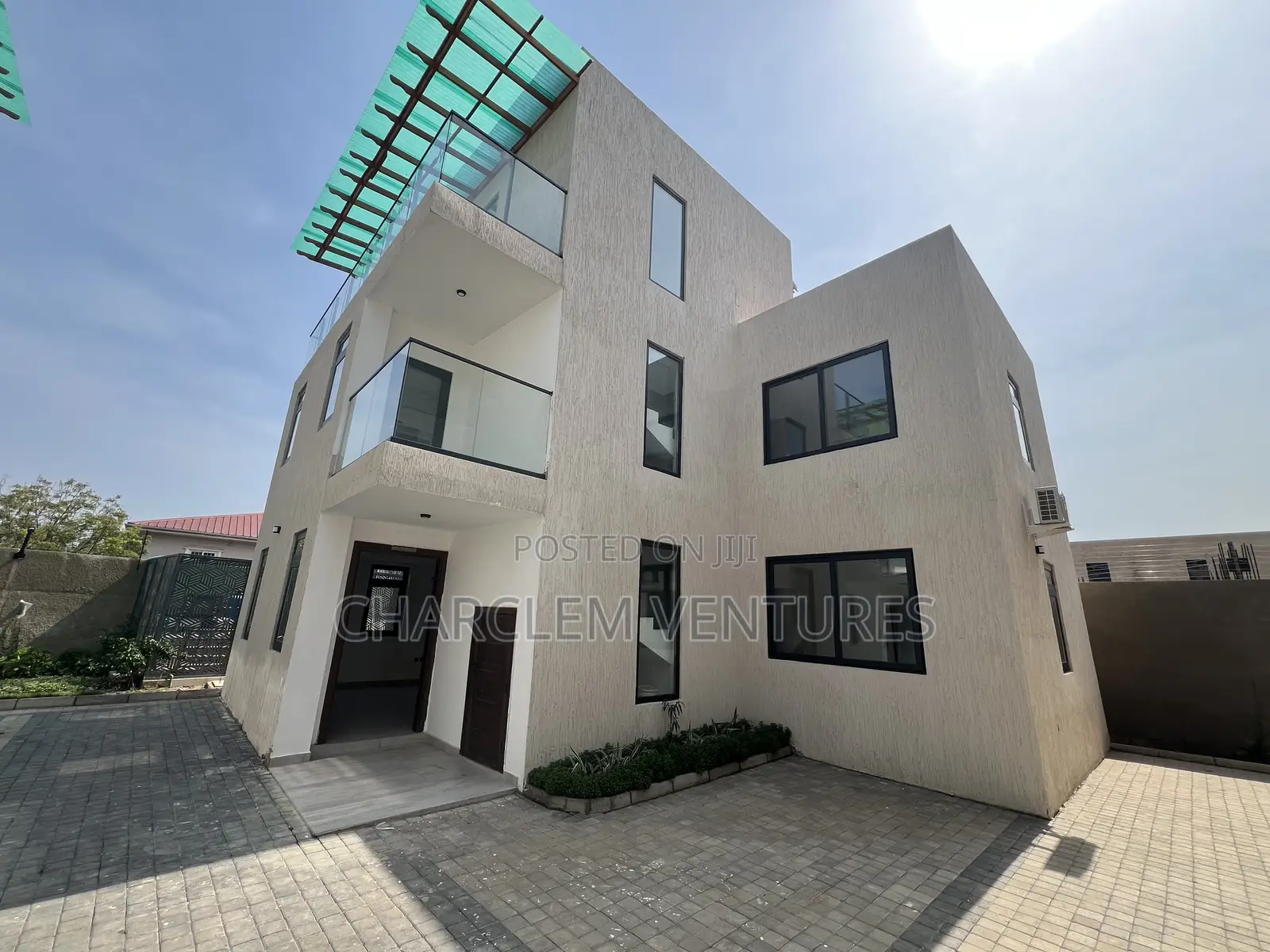 5bdrm Townhouse / Terrace in Charclem Ventures, East Legon for rent in East Legon