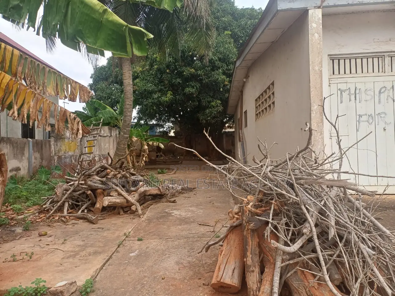 120 × 120 Plot of Land Available for Sale at Achimota Kingsby. in Achimota