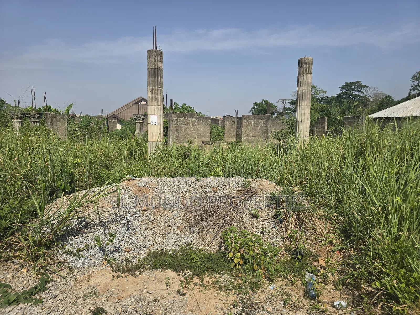 Uncompleted Lintel Level House Nyankyerenyease for Sale in Kumasi Metropolitan