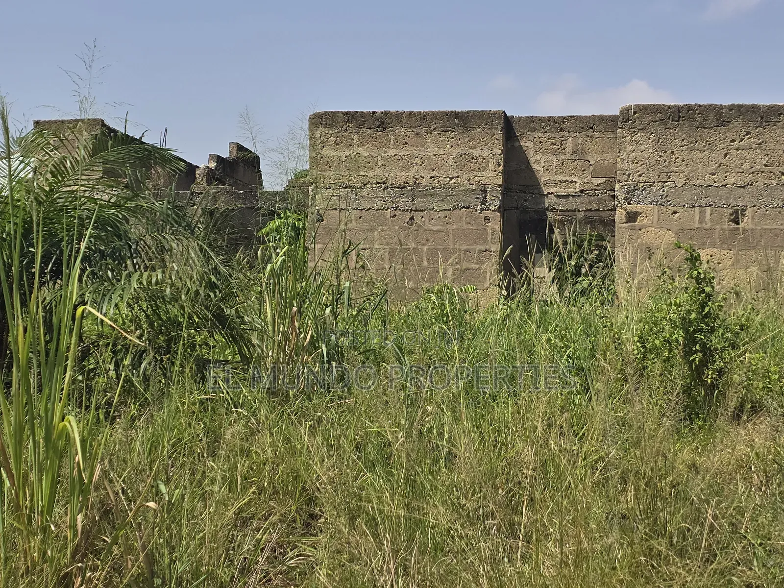 Uncompleted House at Nyankyerenyease for Outright Sale in Kumasi Metropolitan