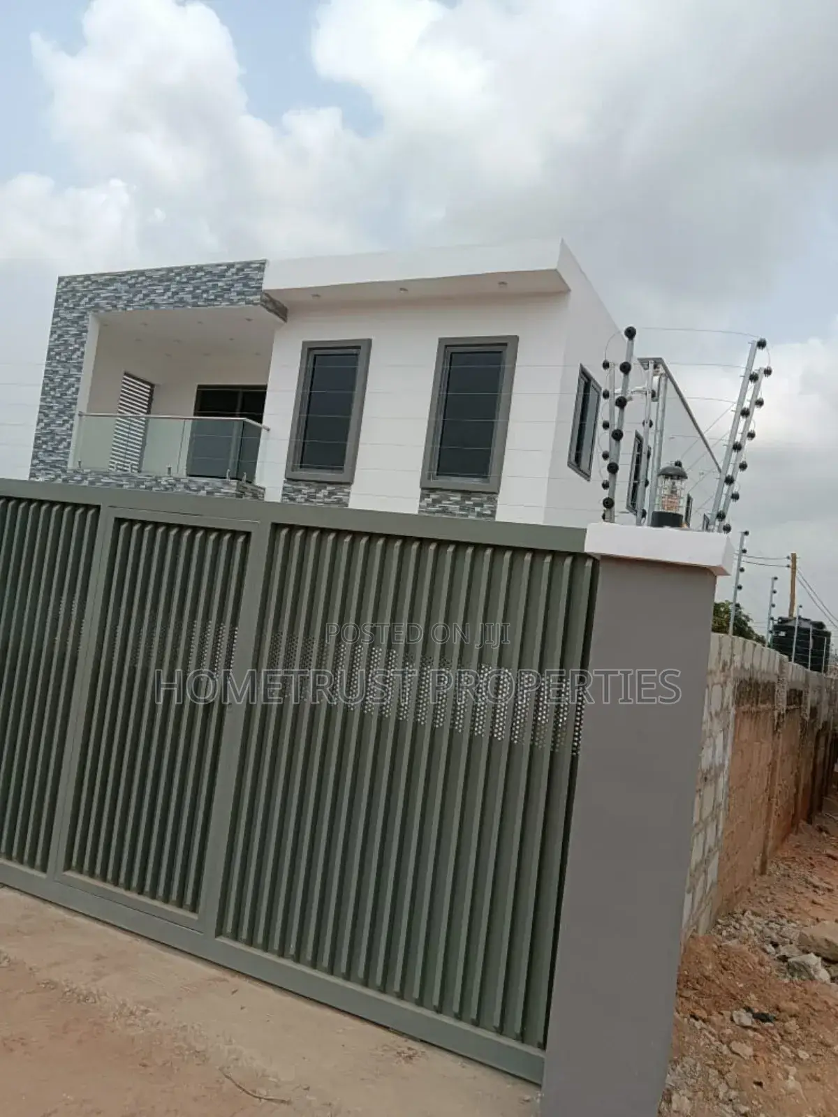 4bdrm Duplex in Ablekuma, Pentecost for sale in Pentecost