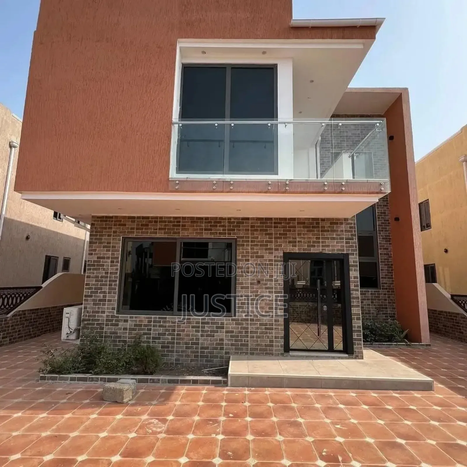 3bdrm House in A&C Mall East Legon for rent in A&C Mall Area