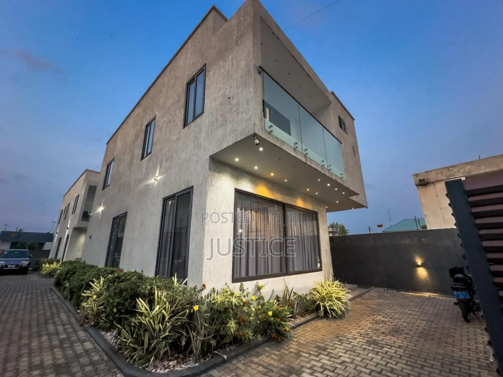 Furnished 3bdrm Townhouse / Terrace in Dzorwulu for rent in Dzorwulu