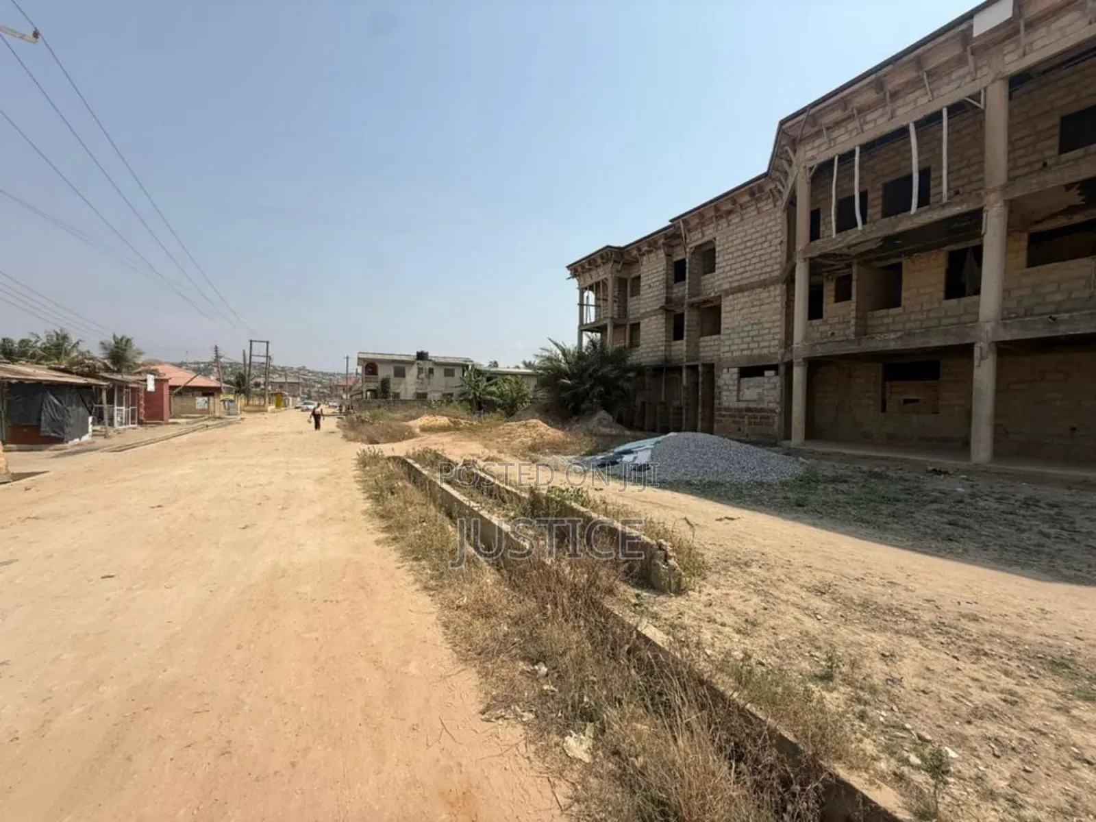 20bdrm House in Weija for sale in Weija
