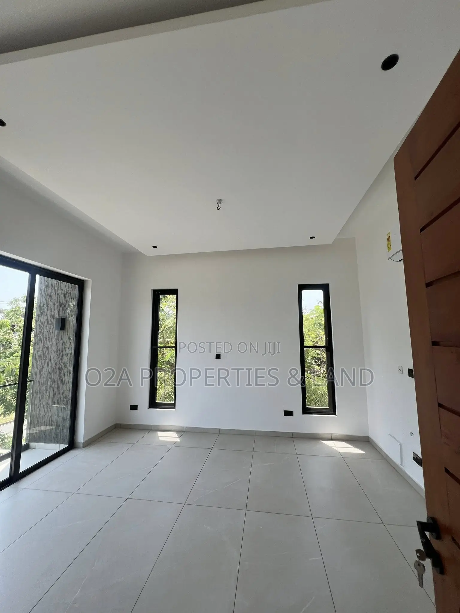 4bdrm House in East Legon, A&C Mall Area for sale in A&C Mall Area