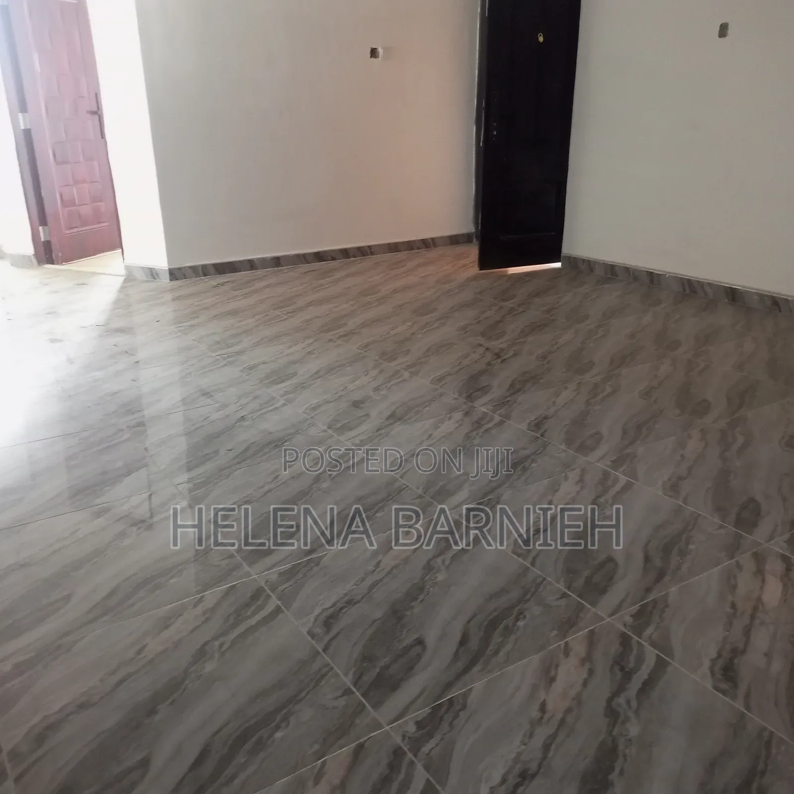 3bdrm Apartment in Helena Estate Agency, The Mall for rent in The Mall