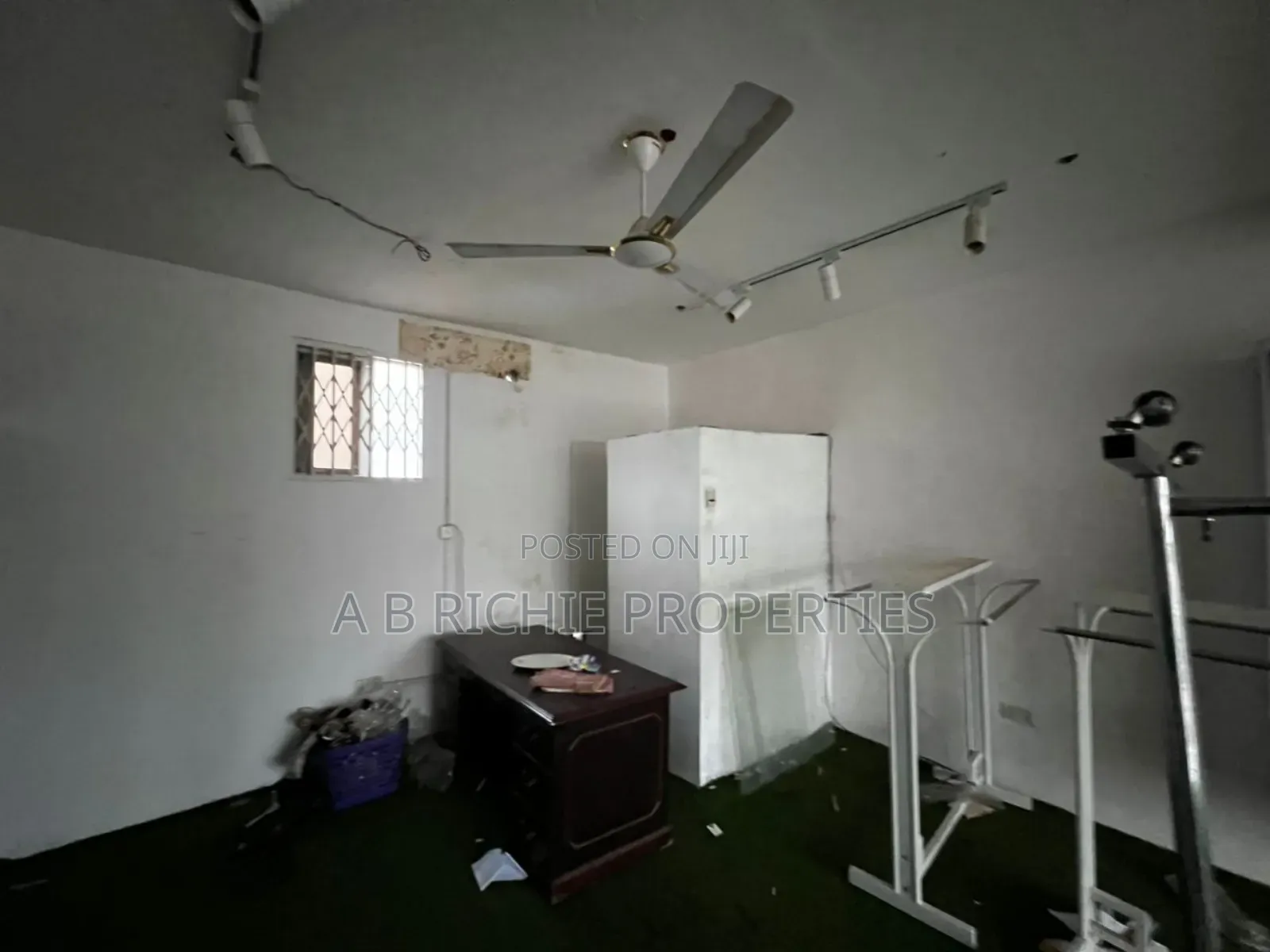 Shop for Rent at Tse-Addo in Tseaddo