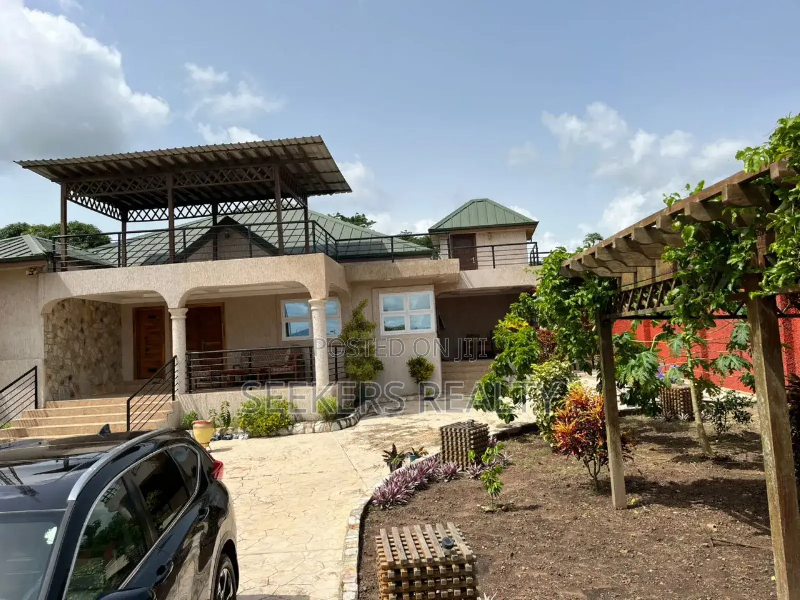 4bdrm House in Seekers Realty, Aburi for sale in Aburi