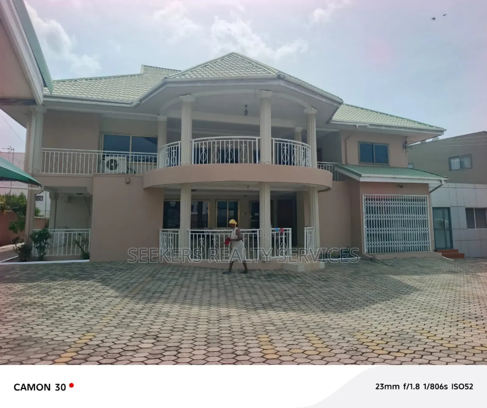 12bdrm House in Seekers Realty, Prisons for rent in Prisons