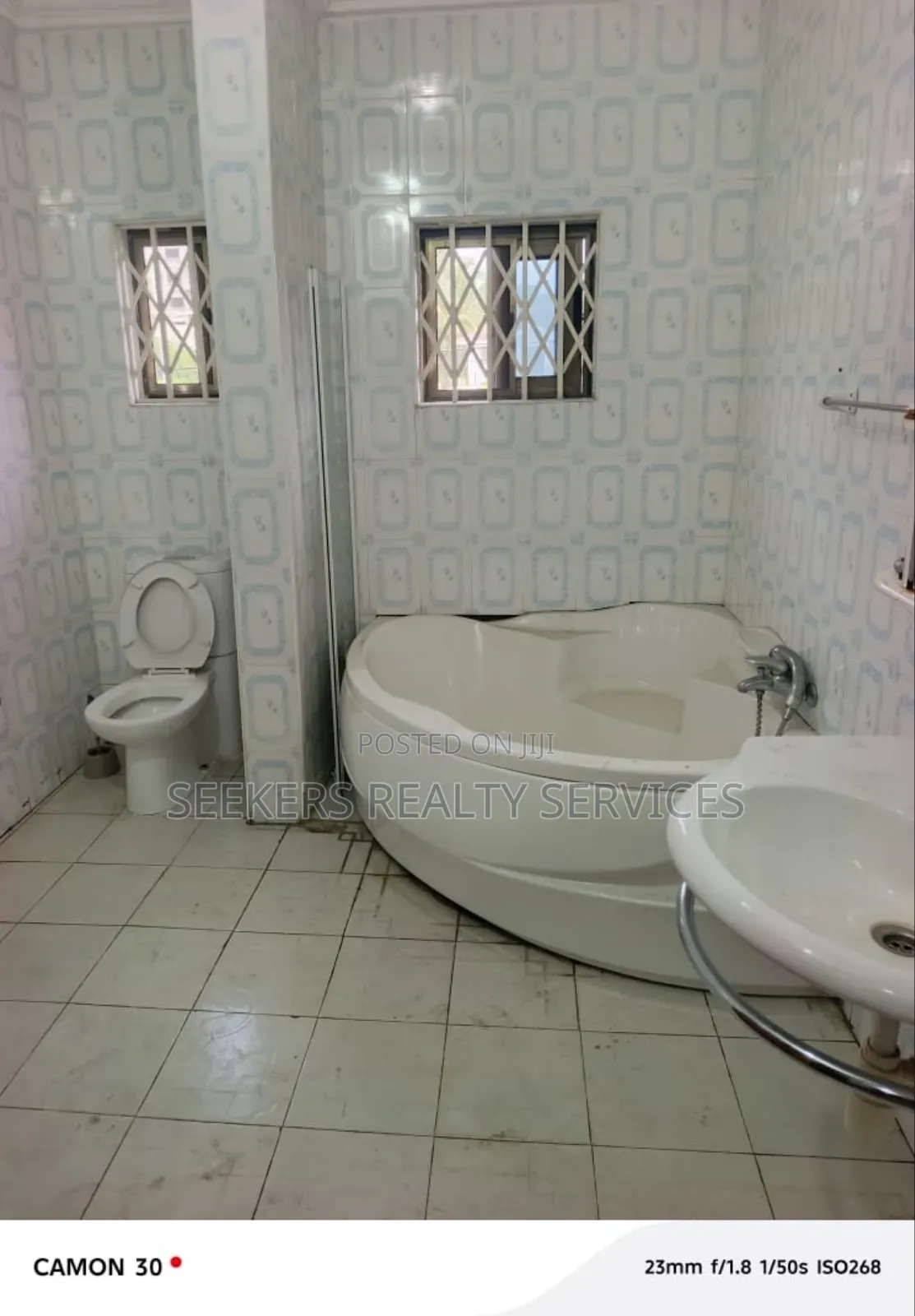 12bdrm House in Seekers Realty, Prisons for rent in Prisons