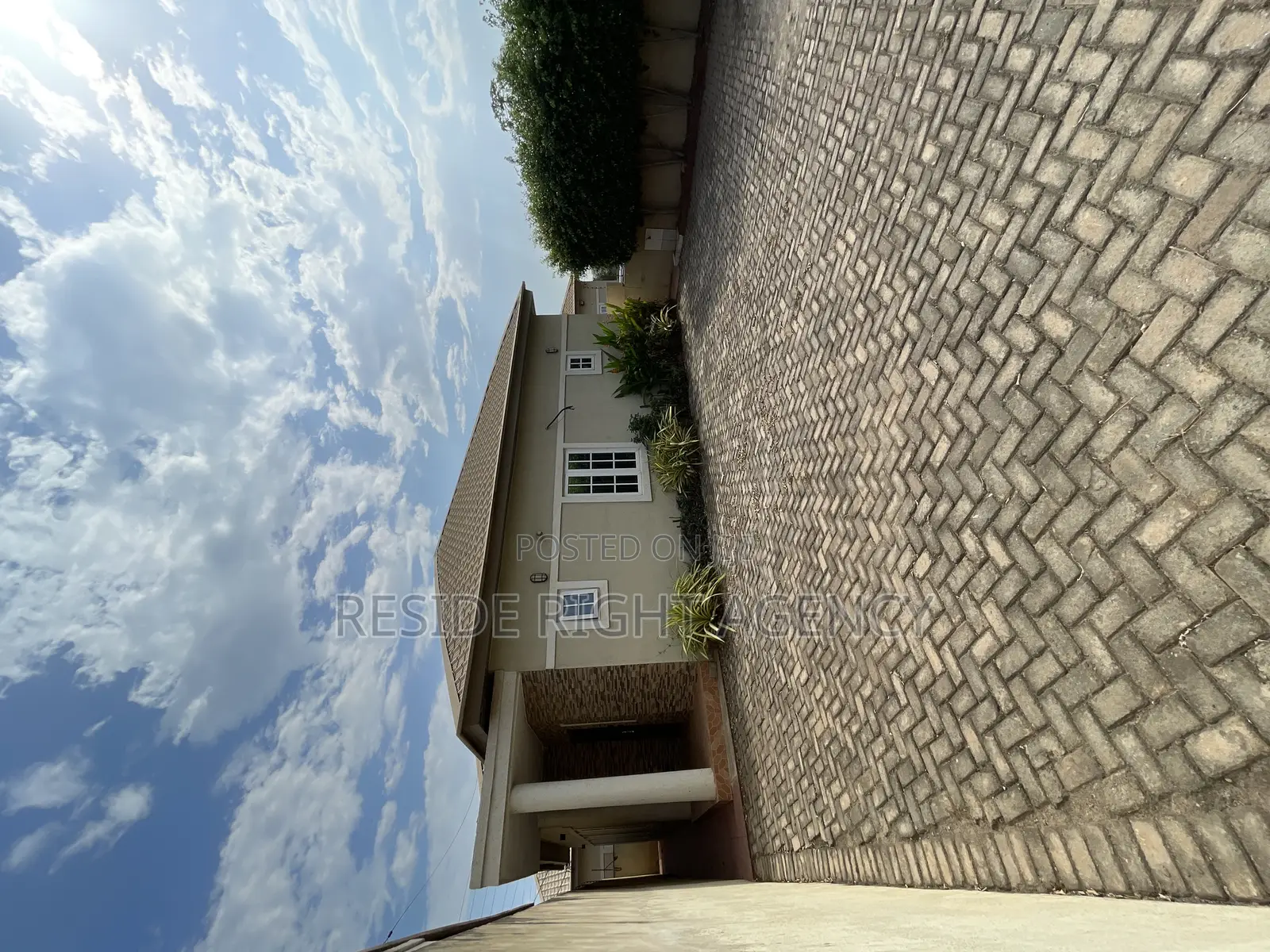 3bdrm House in Dome for sale in Dome