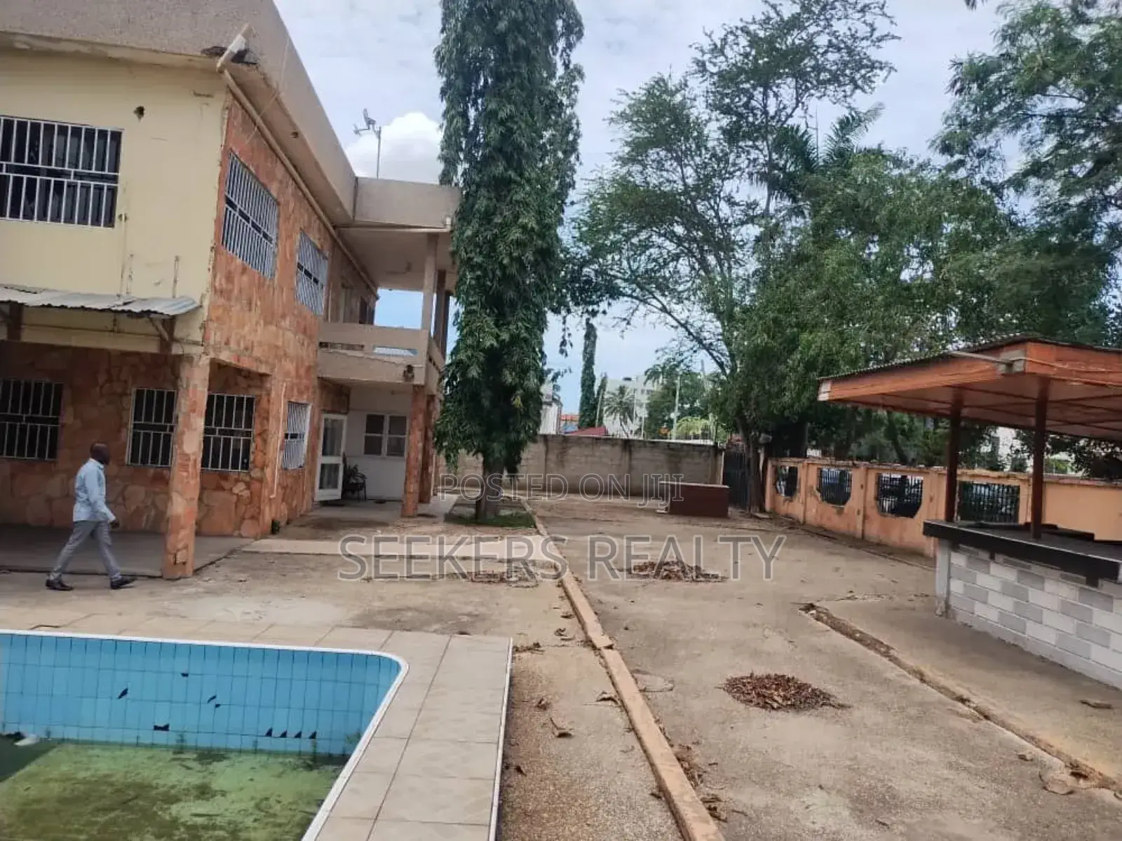 6bdrm House in Seekers Realty, Airport Residential Area for sale in Airport Residential Area