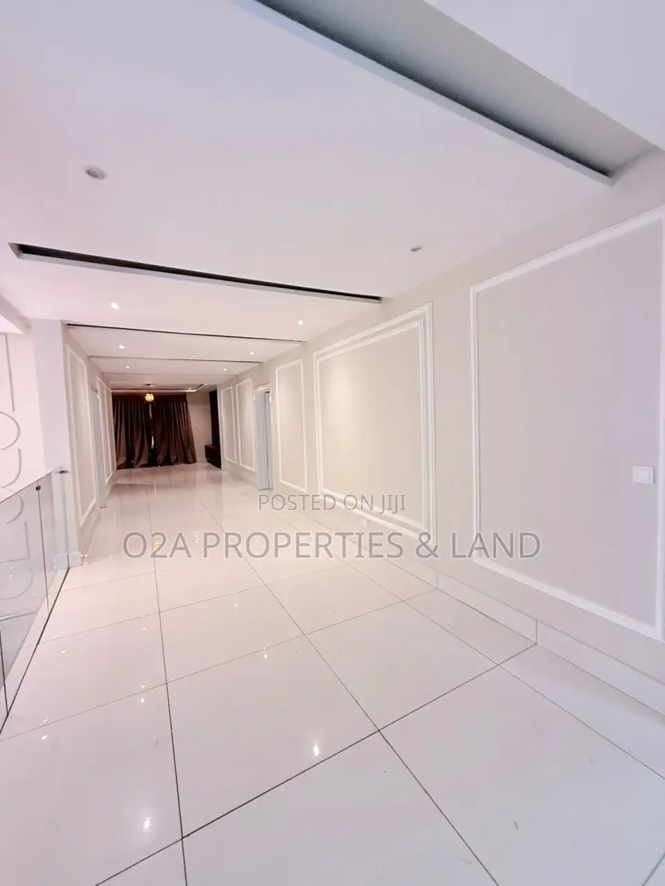 6bdrm Mansion in East Airport for sale in Airport Residential Area