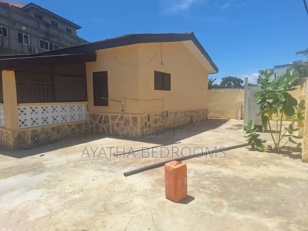 2bdrm House in Coastal, Spintex for rent in Spintex