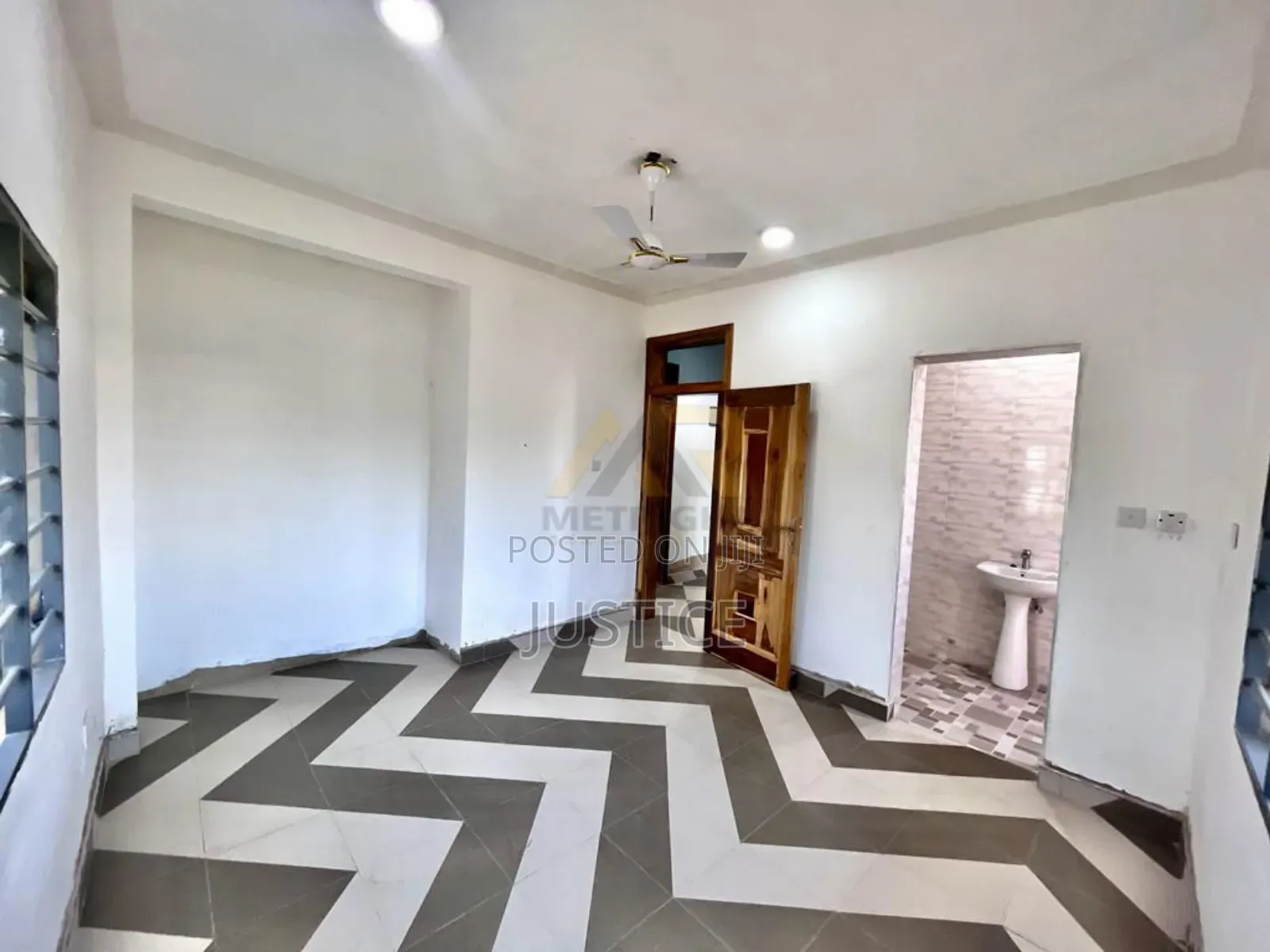 2bdrm Apartment in Labadi for rent in Labadi