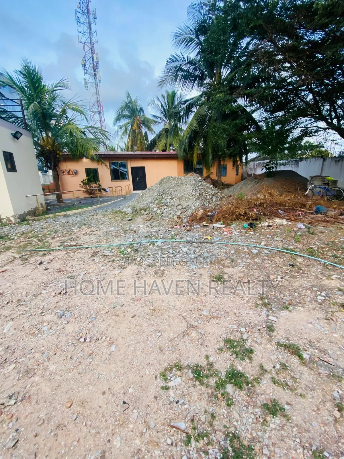 One Plot of Land for Sale at Dzorwulu in Dzorwulu