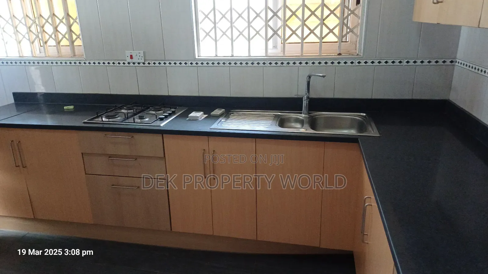 3bdrm Duplex in Ga East Municipal for rent in Ga East Municipal