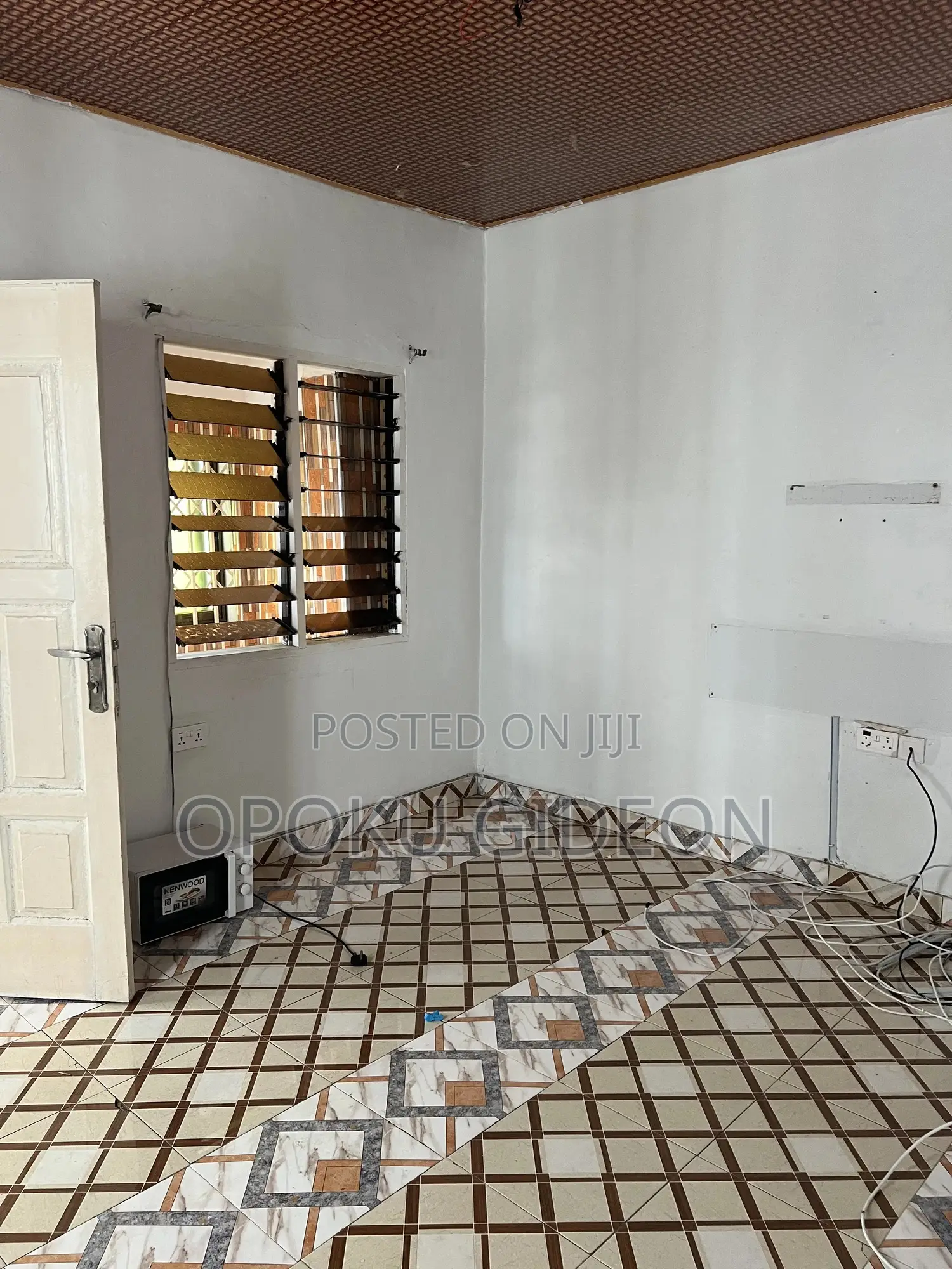 1bdrm Room & Parlour in Canada, Olebu for rent in Olebu
