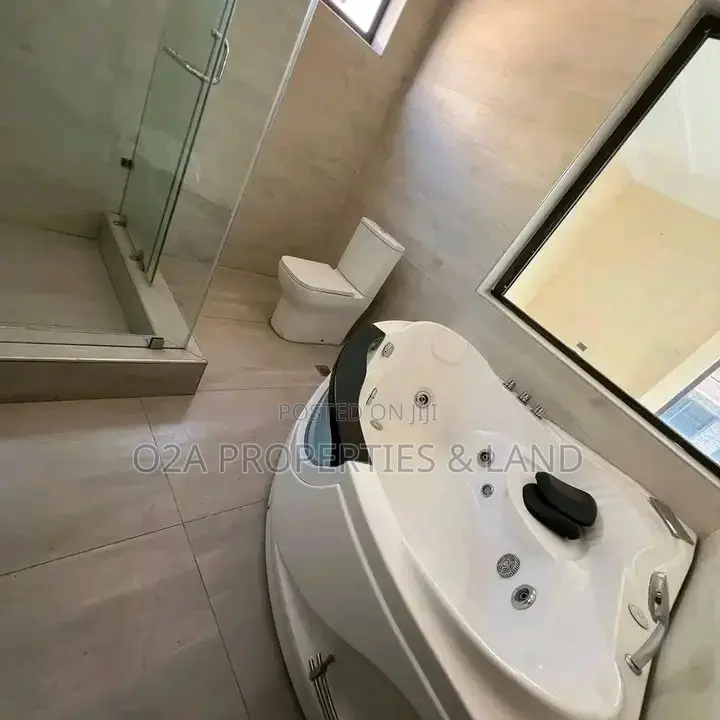 4bdrm House in East Legon, Bawaleshie for rent in Bawaleshie