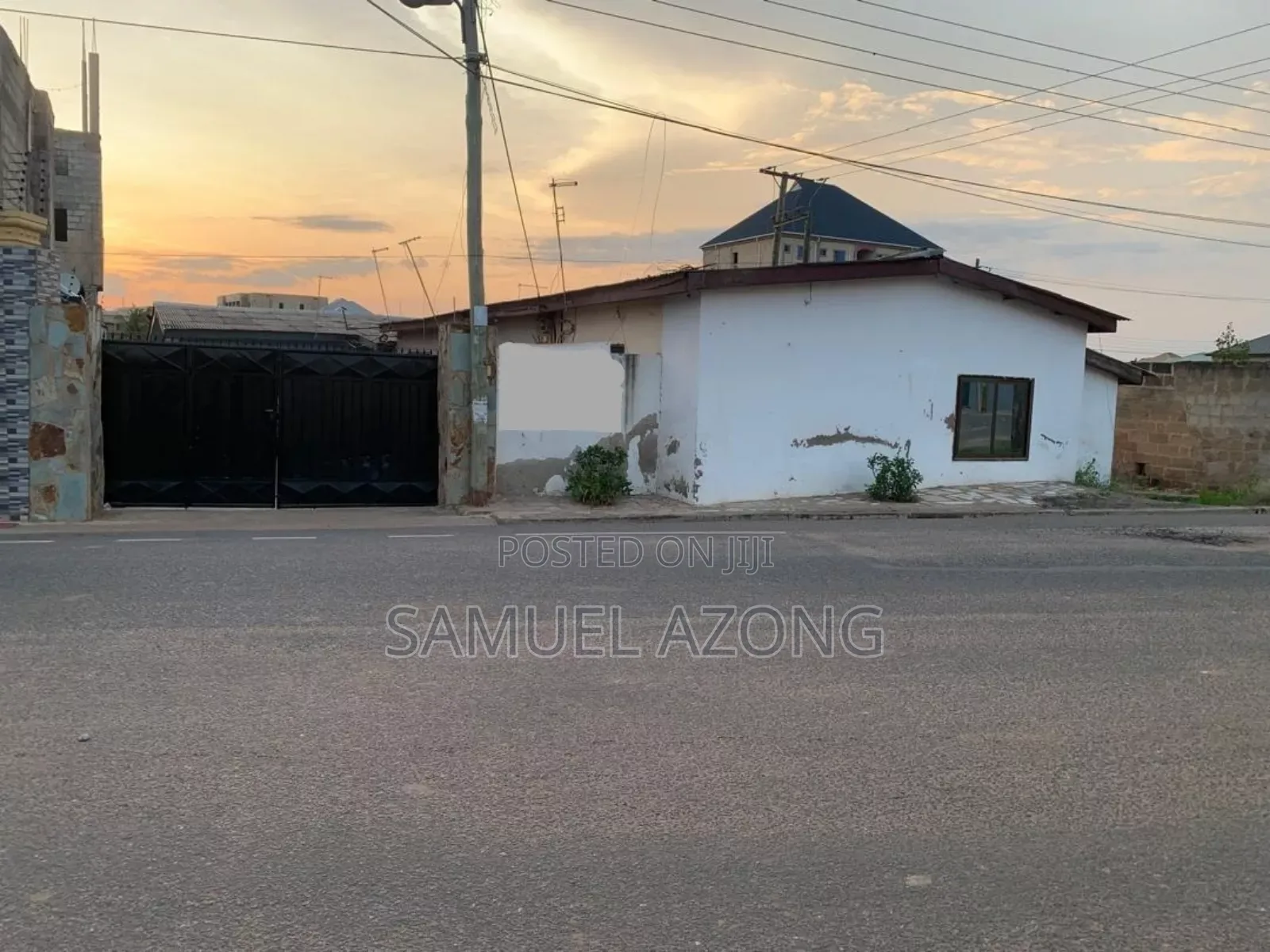 8bdrm House in Dansoman Round About, Accra Metropolitan for sale in Accra Metropolitan
