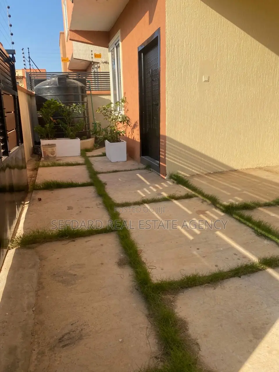 2bdrm Duplex in Achimota for rent in Achimota
