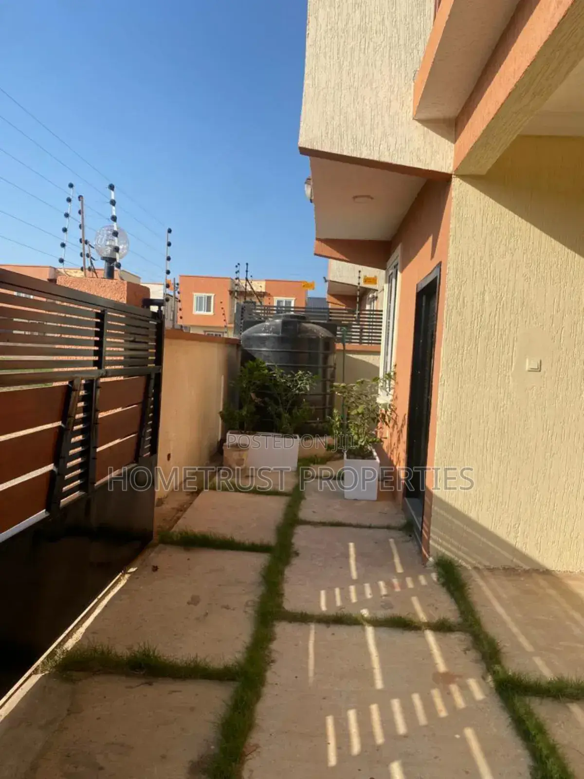 2bdrm Duplex in Achimota Mile 7 for rent in Mile 7