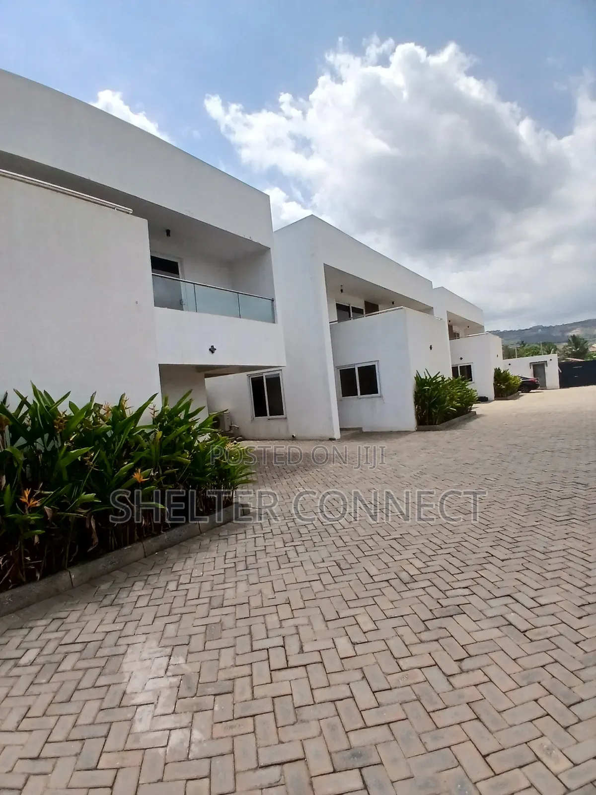 3bdrm Townhouse / Terrace in Abokobi, Pentecost for rent in Pentecost