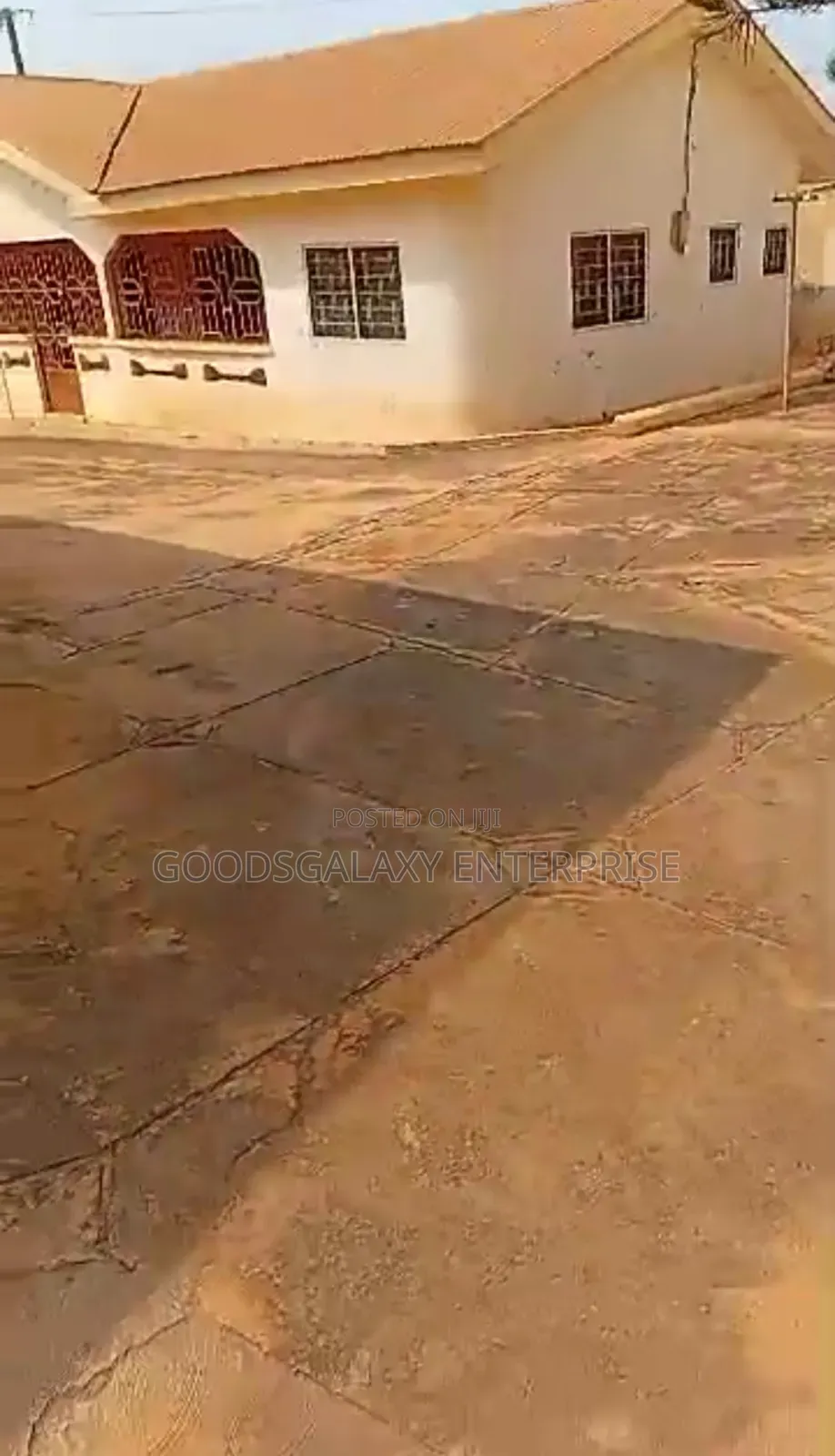 9bdrm House in Kumasi Metropolitan for sale in Kumasi Metropolitan