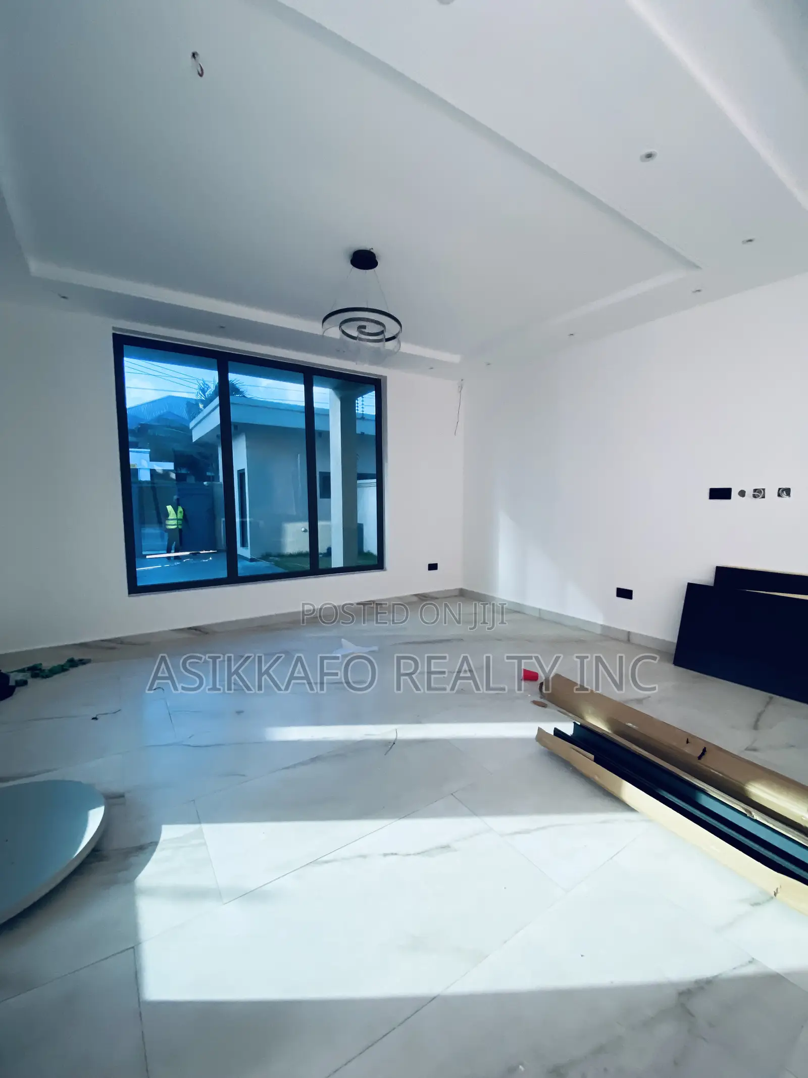 4bdrm Penthouse in East Airport, Tseaddo for rent in Tseaddo