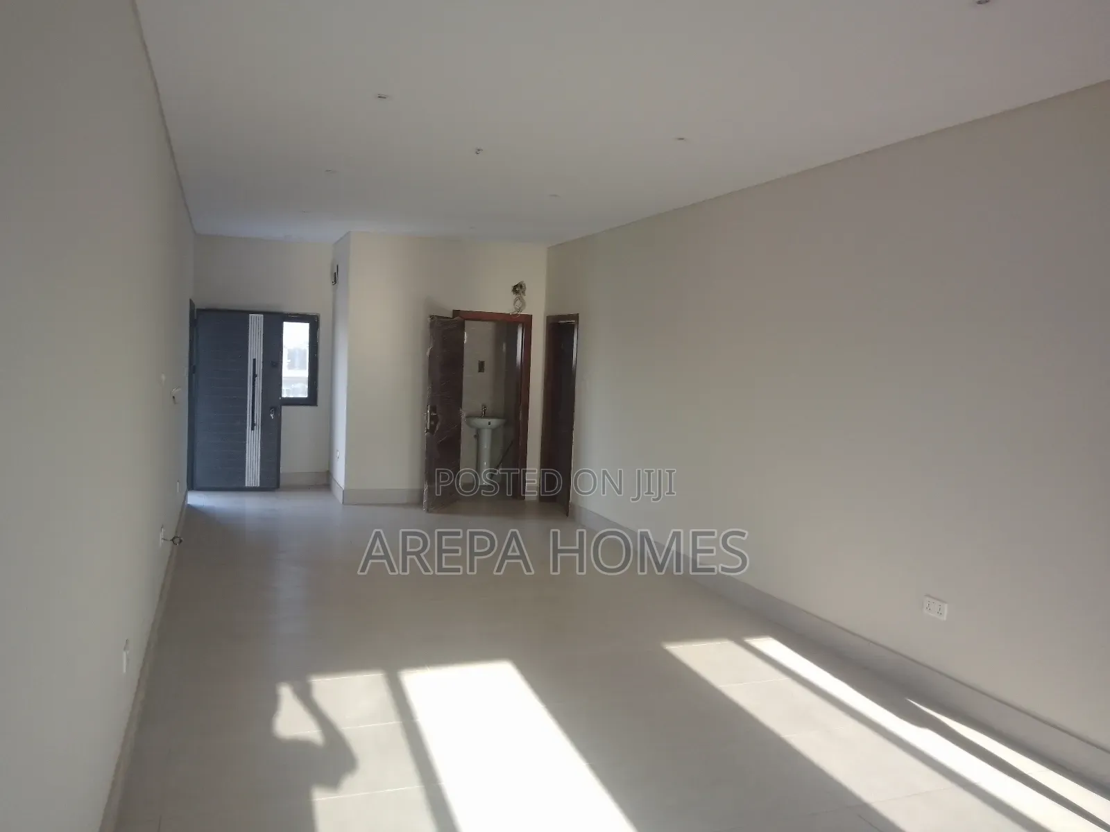 1bdrm Block of Flats in Arepa Homes, Madina for rent in Madina