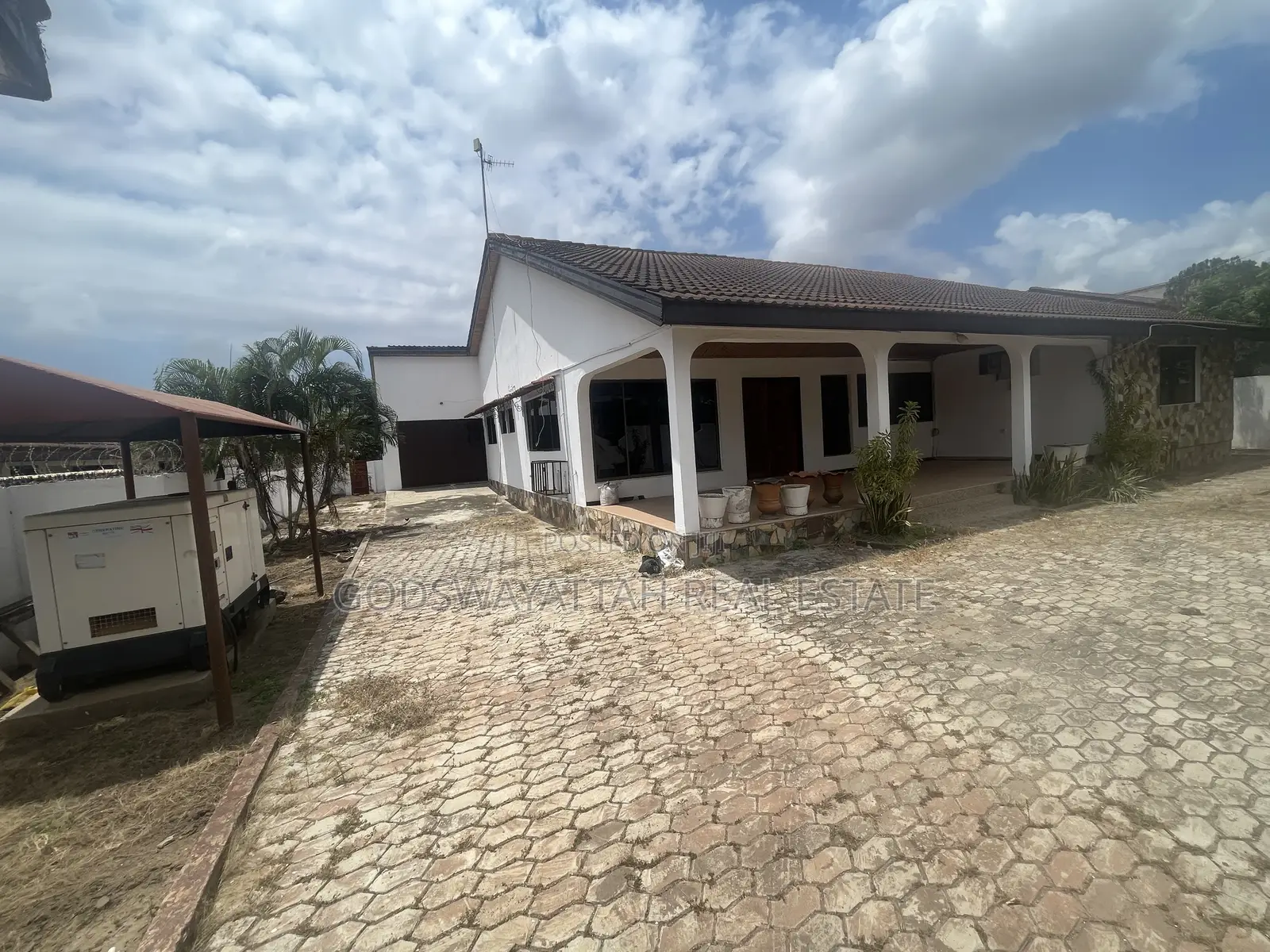 3bdrm House in East Legon, Adjiriganor for rent in Adjiriganor