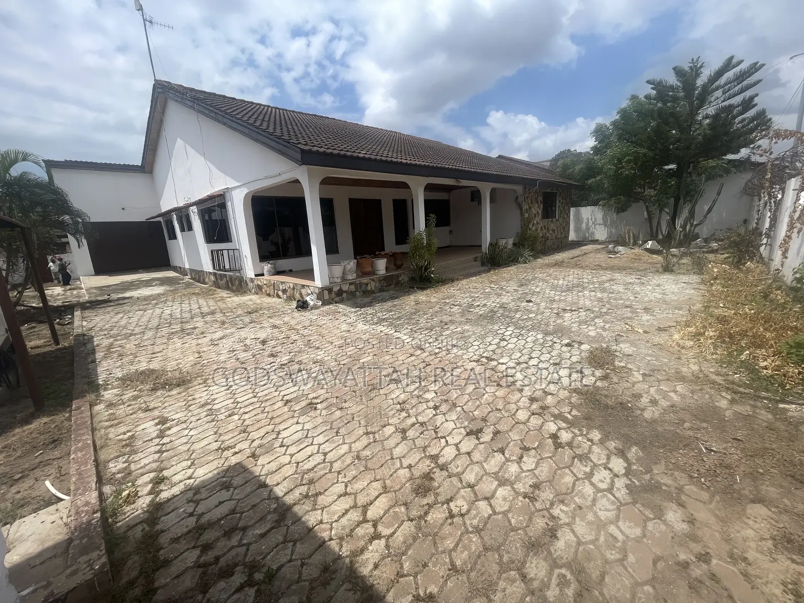 3bdrm House in East Legon, Adjiriganor for rent in Adjiriganor