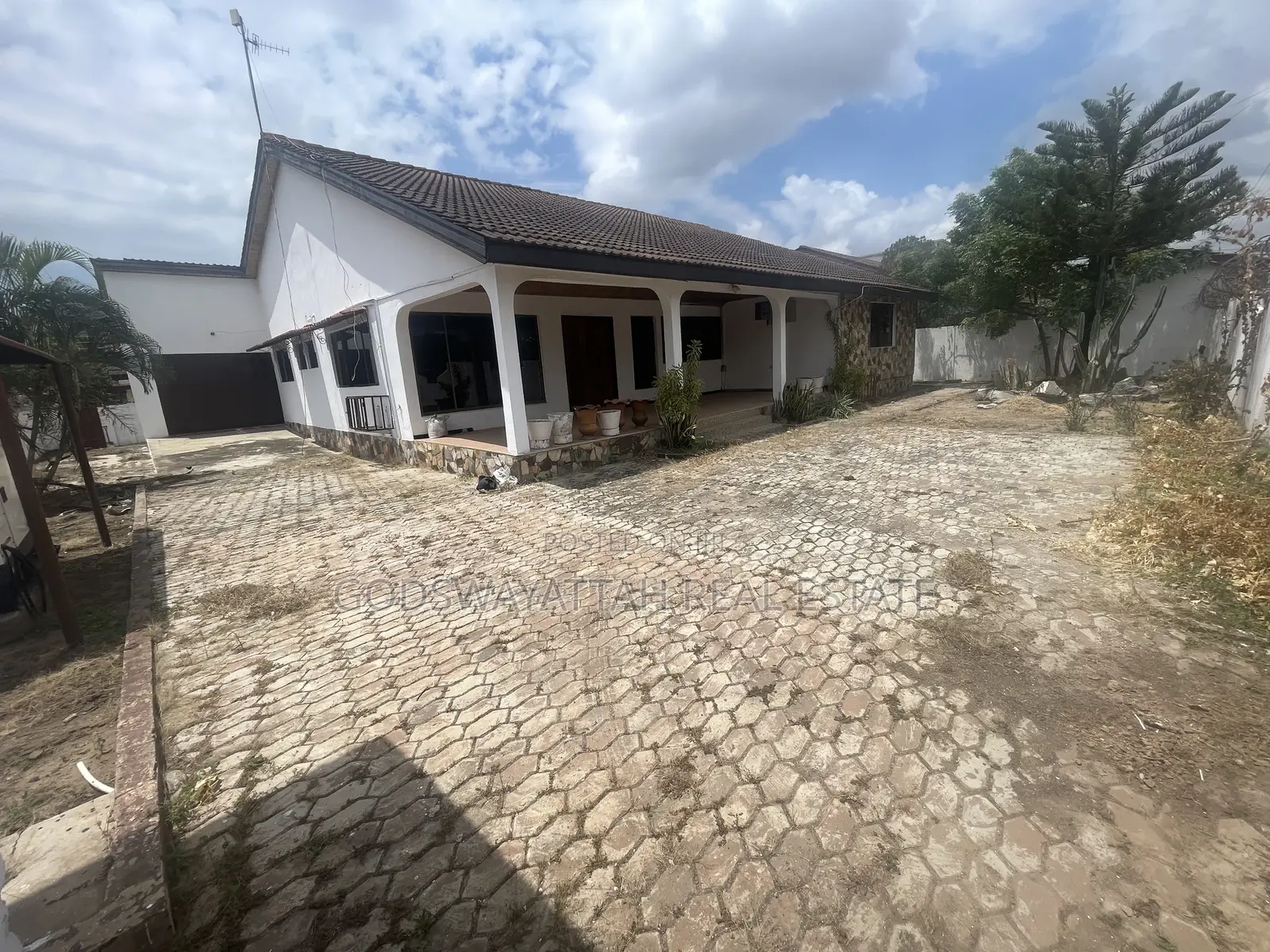 3bdrm House in East Legon, Adjiriganor for rent in Adjiriganor
