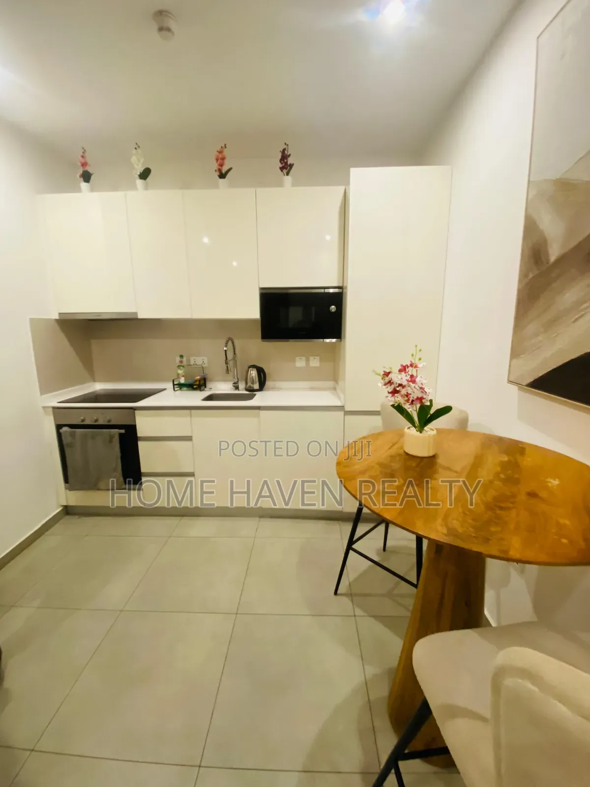 Furnished 1bdrm Apartment in Roman Ridge, Shopping Arcade Area for rent in Shopping Arcade Area