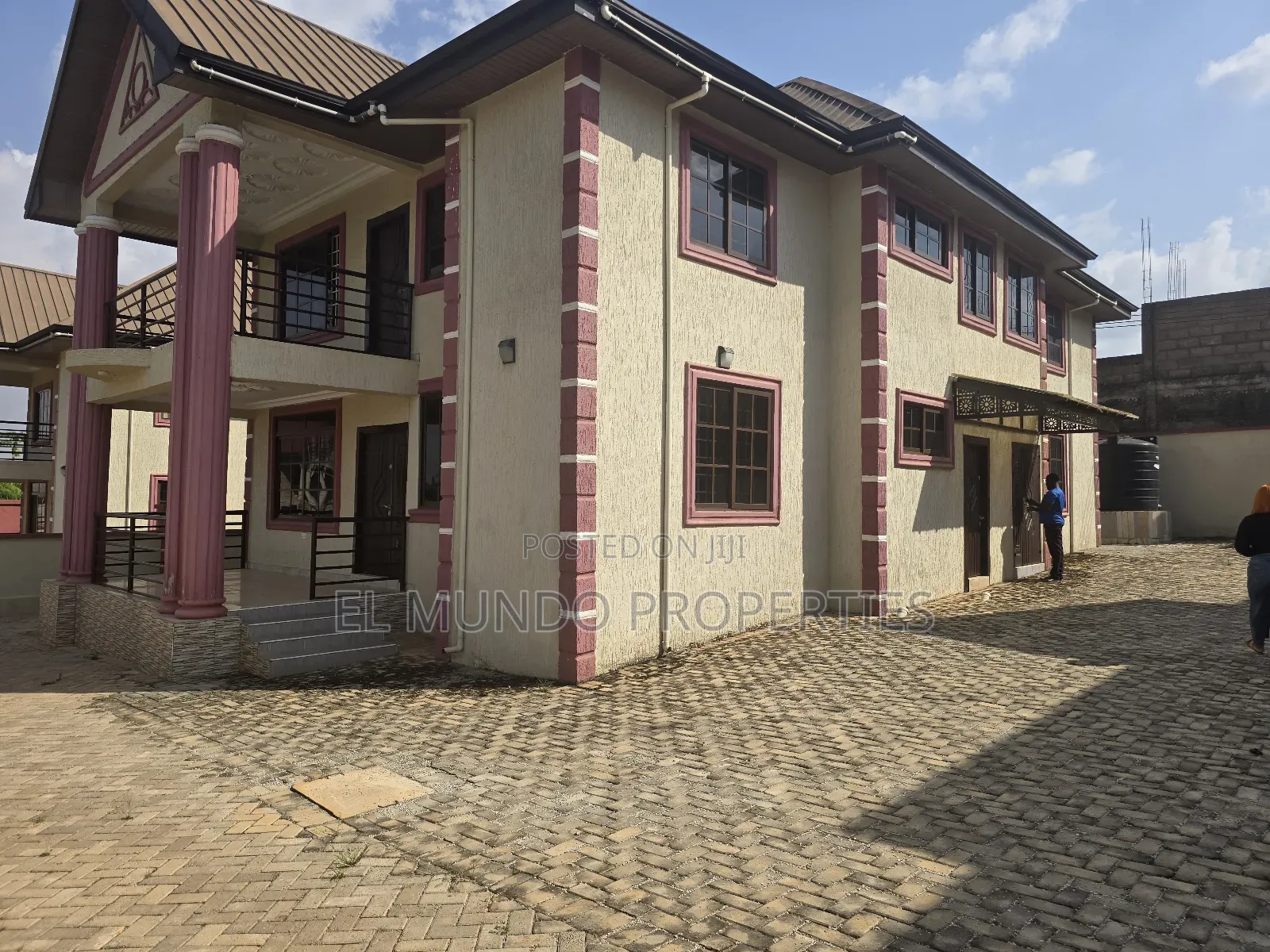 6bdrm House in Agric Krumoase, Kumasi Metropolitan for sale in Kumasi Metropolitan