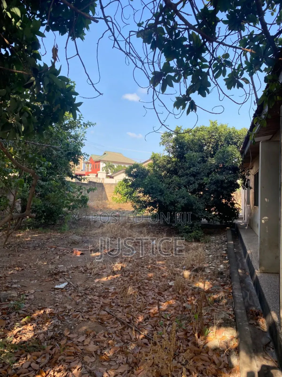 100 by 100 Size Plot of Land Achimota in Mile 7