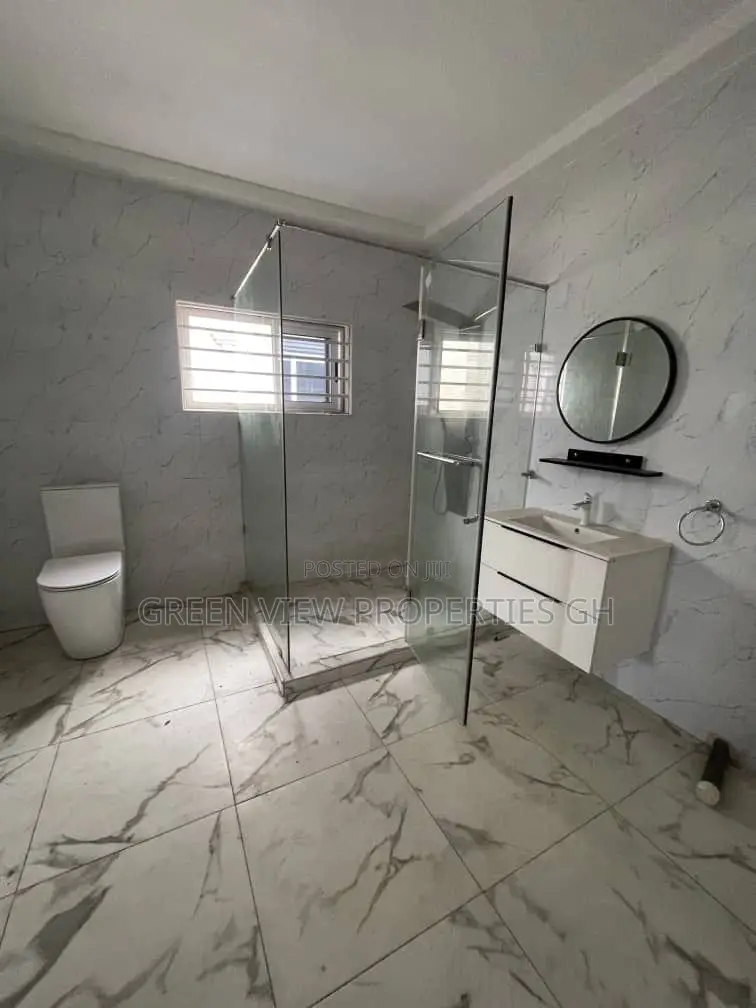 4bdrm Duplex in Lake Side Estate for rent in Lake Side Estate