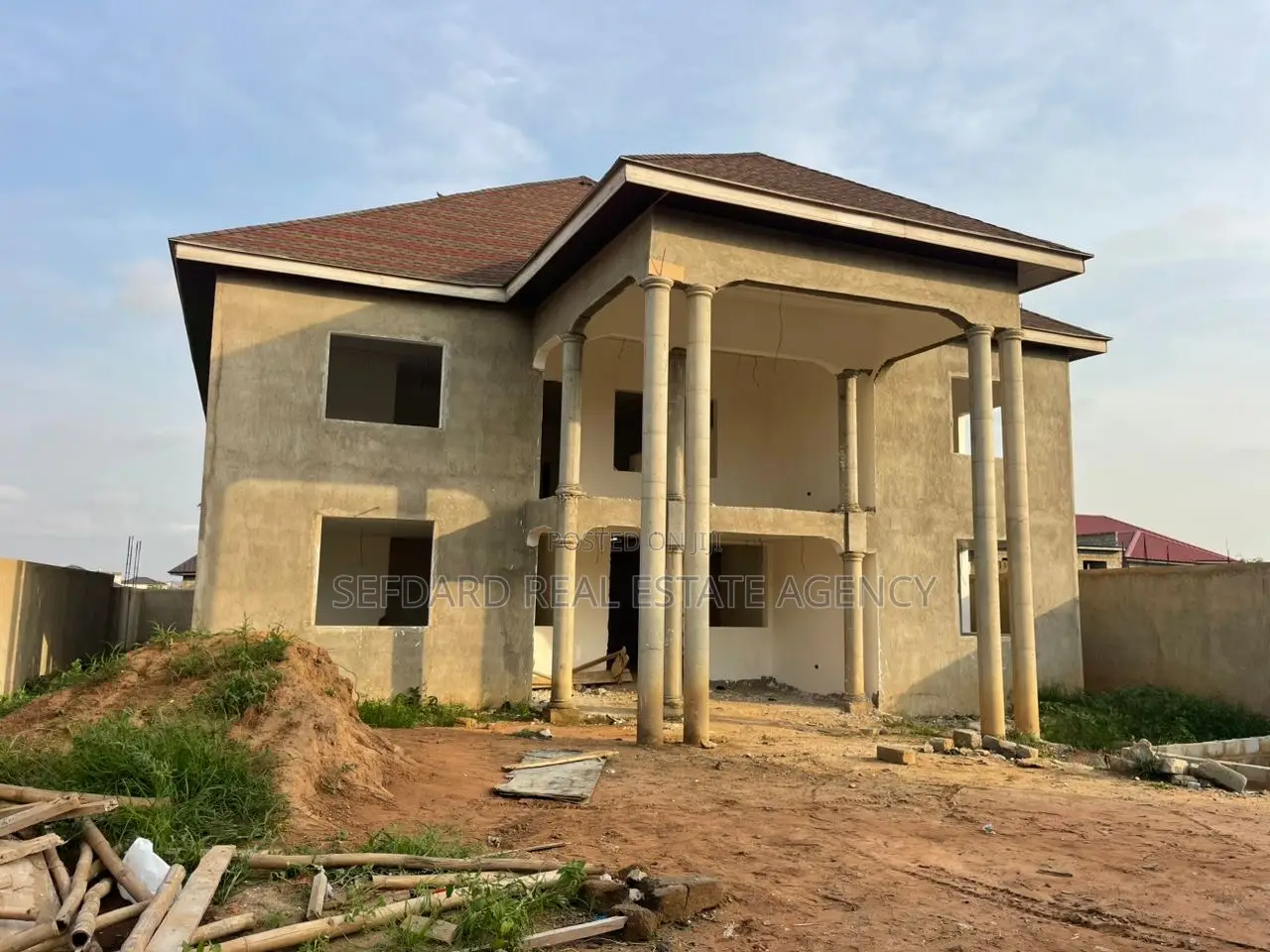 10bdrm House in Sefdard Properties, Ablekuma for sale in Ablekuma