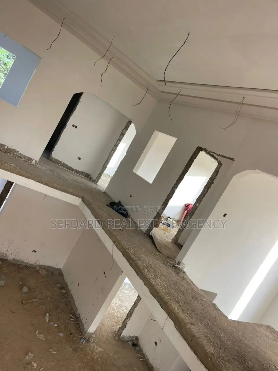 10bdrm House in Sefdard Properties, Ablekuma for sale in Ablekuma